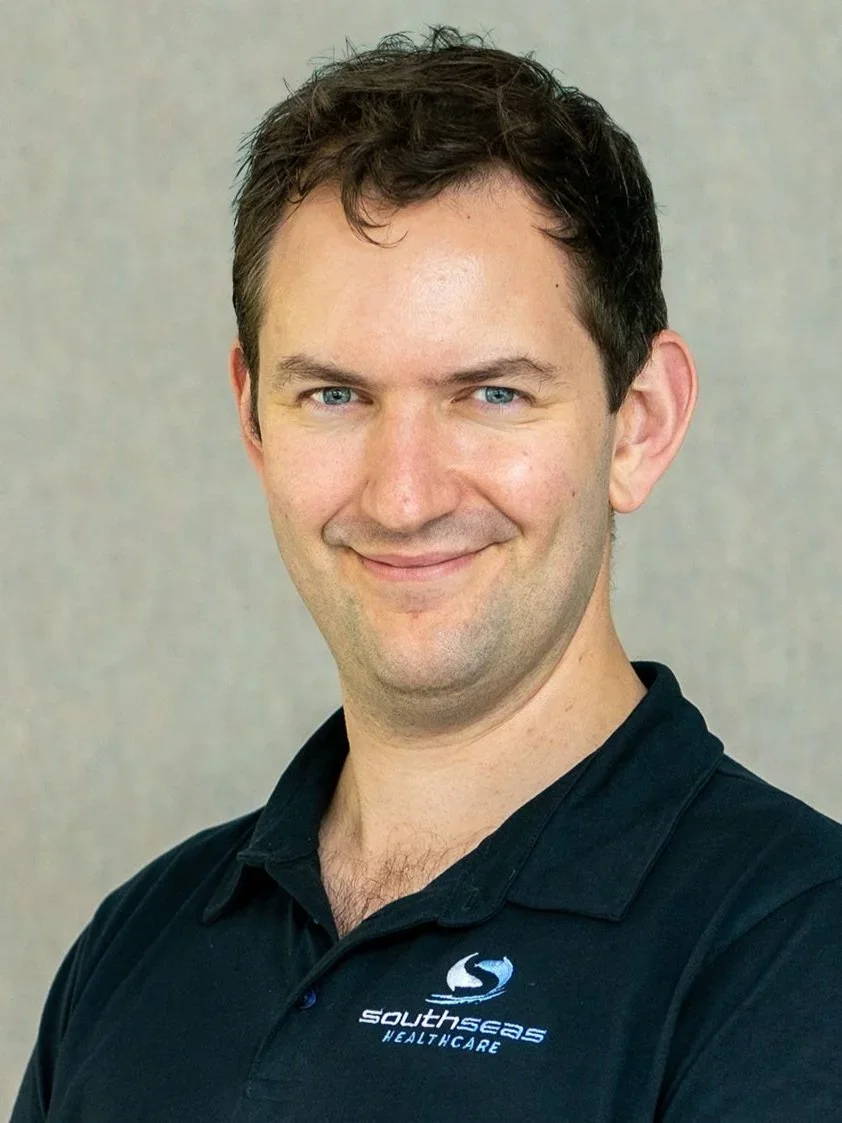 Dr Michael Hutchinson