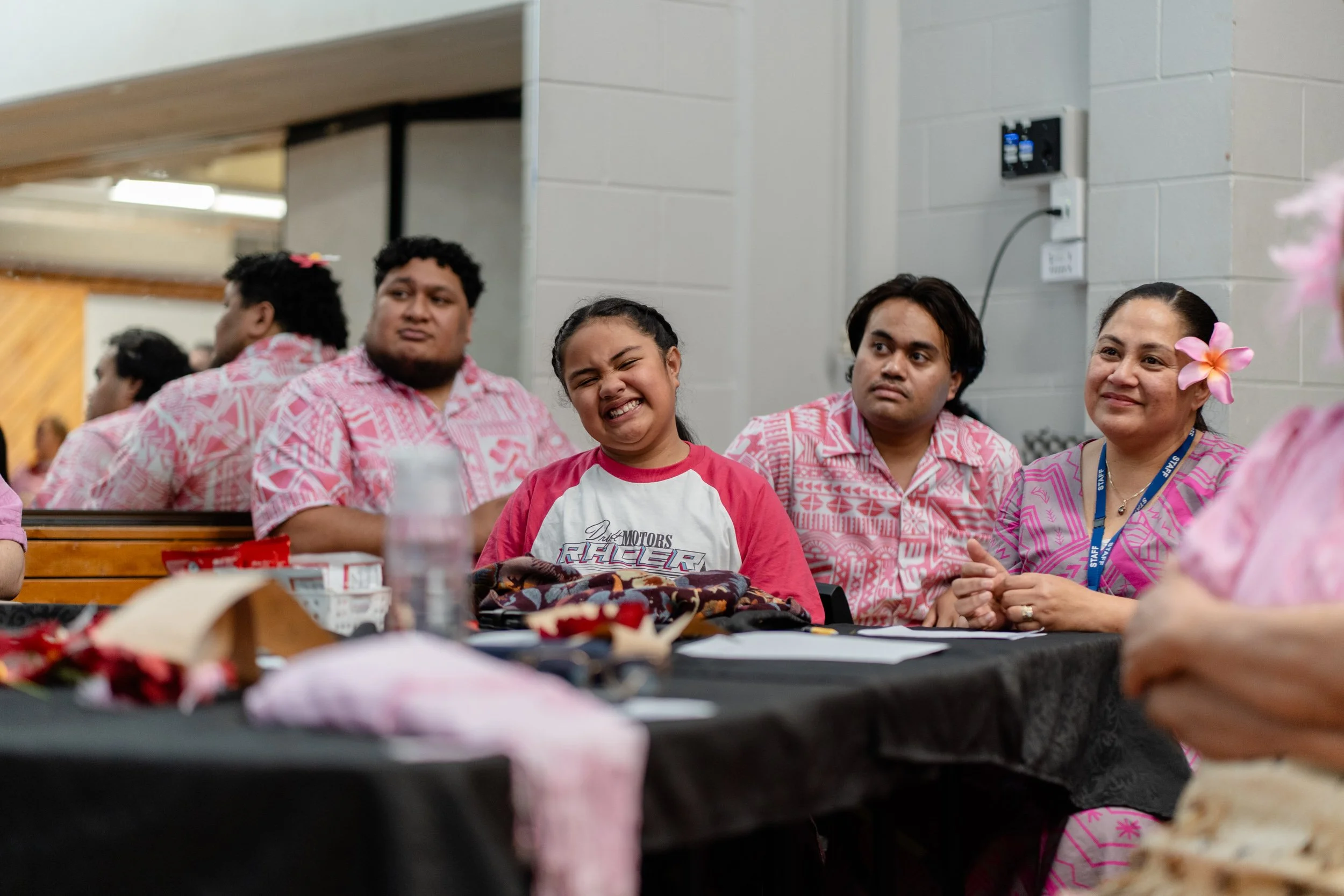 [Web Size] Staff Huddle-260821-057.jpg