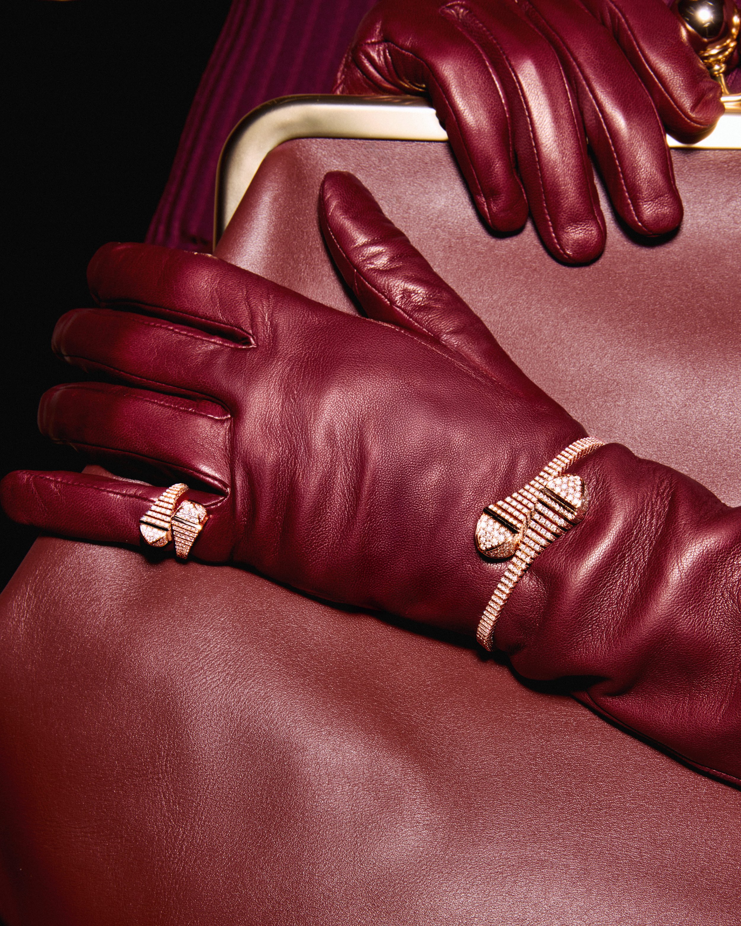 HOLIDAY2025_KV4_046 4x5.jpg