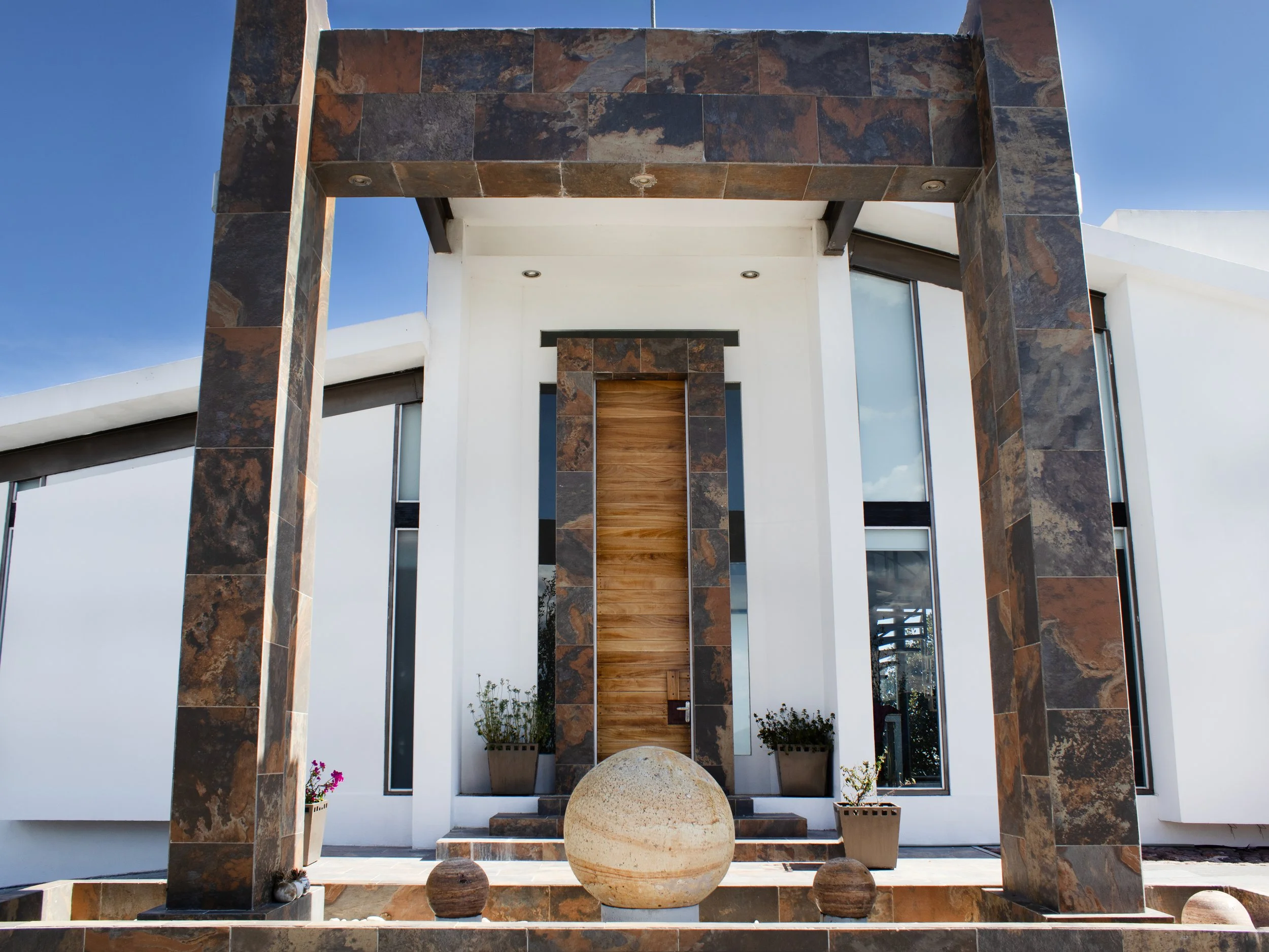 San Antonio Bed and Breakfast is a Boutique bed and breakfast property in Oaxaca ideal for retreats, stunning architecture during a family or Christian or Catholic Retreat