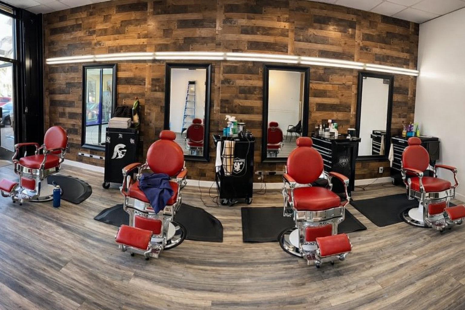 Pomona Barber Chairs