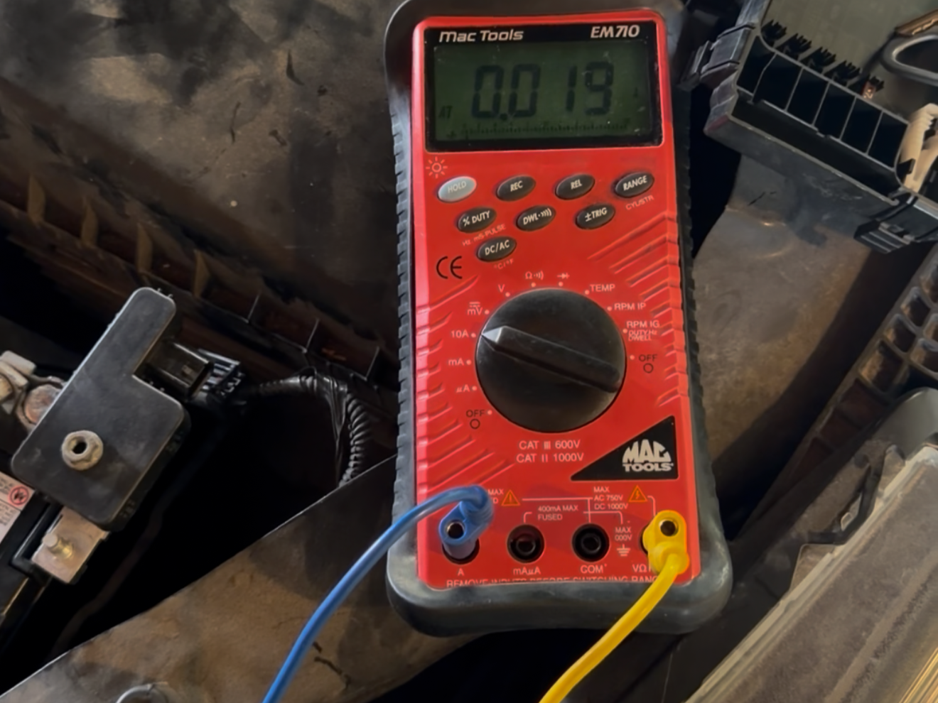 mobile mechanic fort wayne performing car repair in fort wayne.  electrical issues fixed by a mechanic
