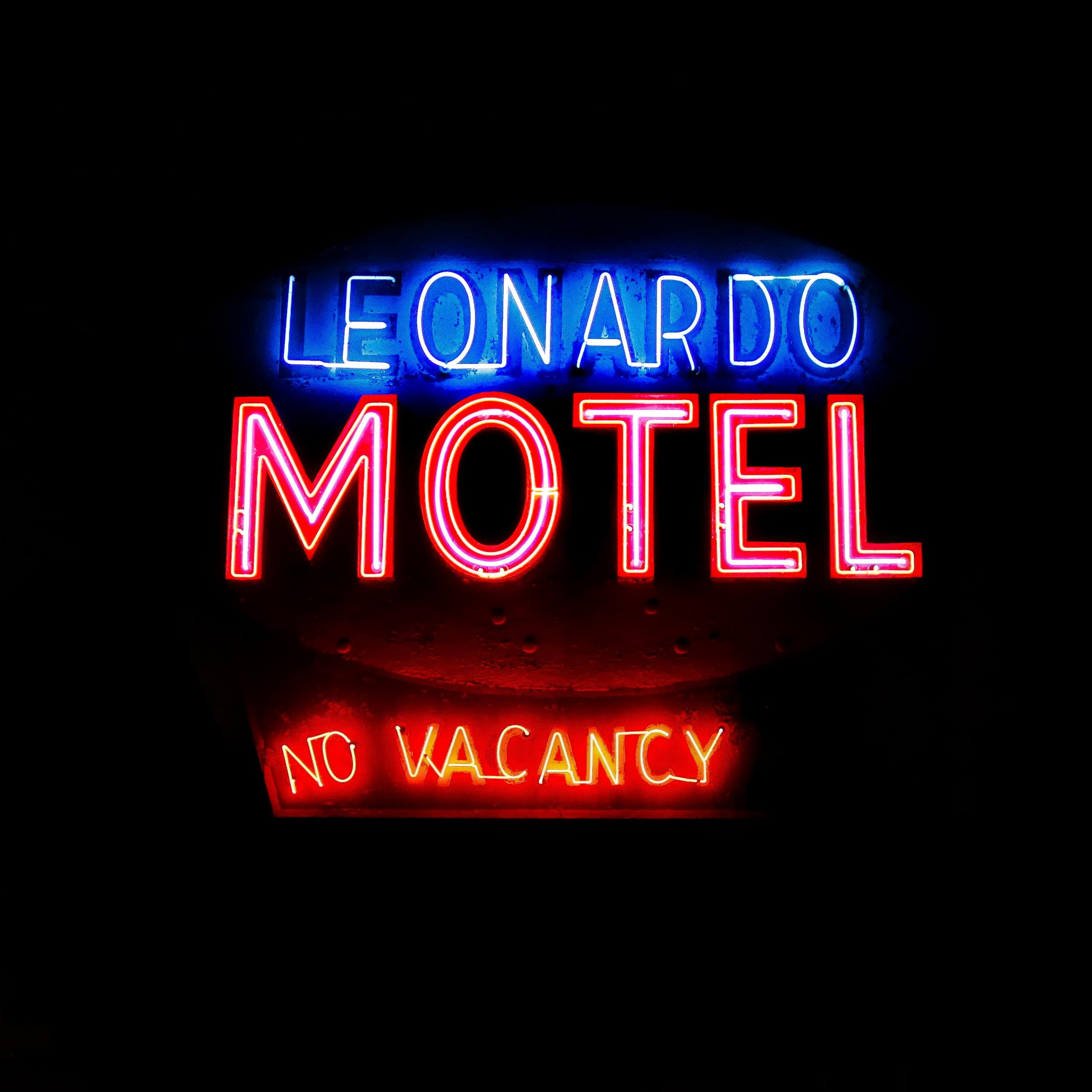 Red Sun Radio - Leonardo Motel