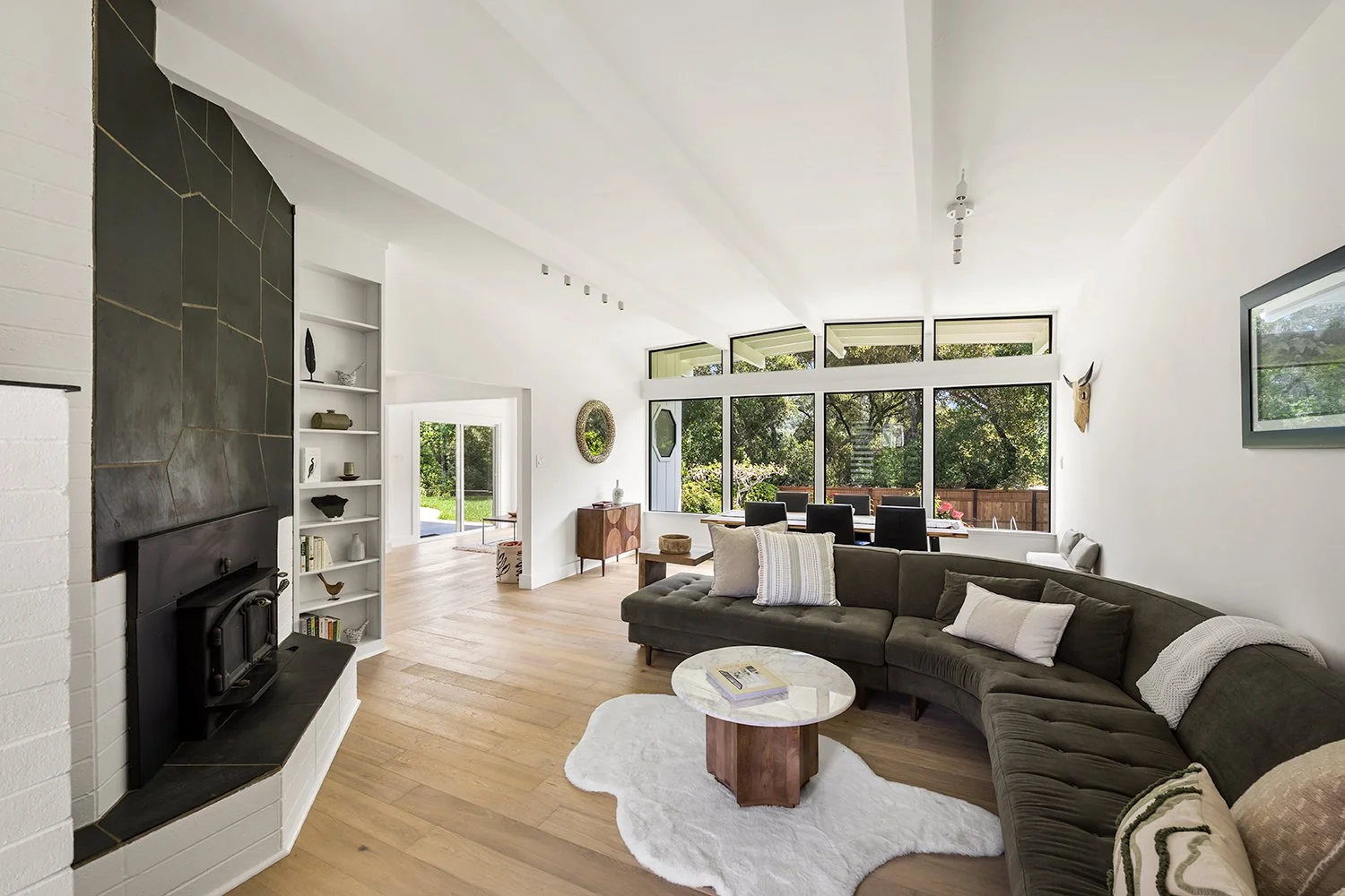 716 University -0016 copy.jpg