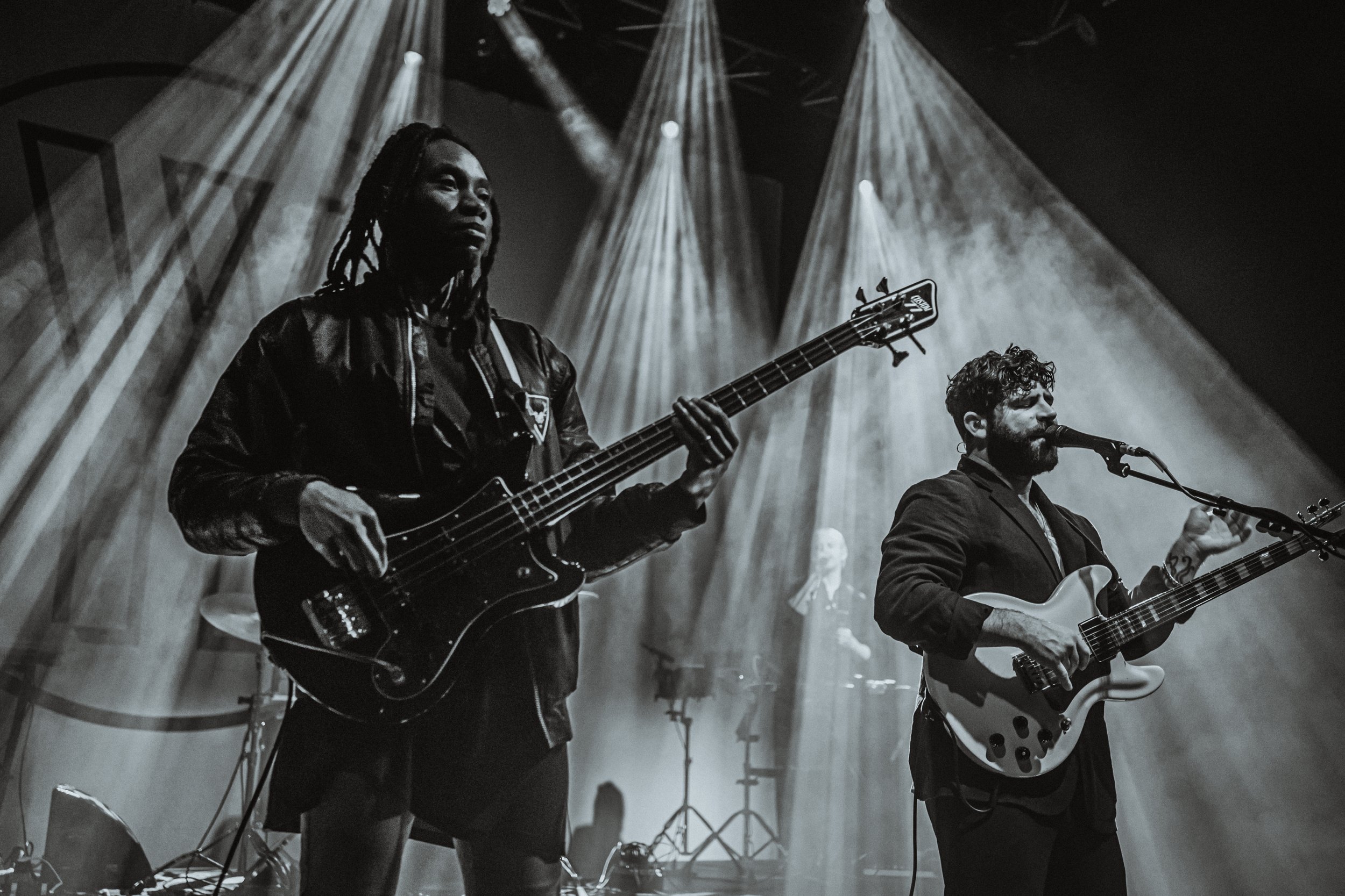 © 2026 LOWRI BURKINSHAW | Olugbenga Adelekan and Yannis Philippakis performing with Yannis & The Yaw at O2 Shepherd's Bush Empire 