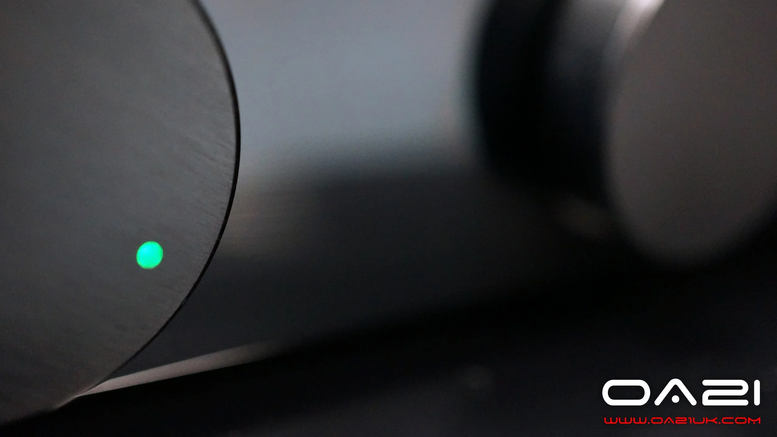 Close up of the Ultimate amplifier made by ONIX AUDIO & OA21 In England - Two knobs that are not people knobs   (C)  www.oa21.com