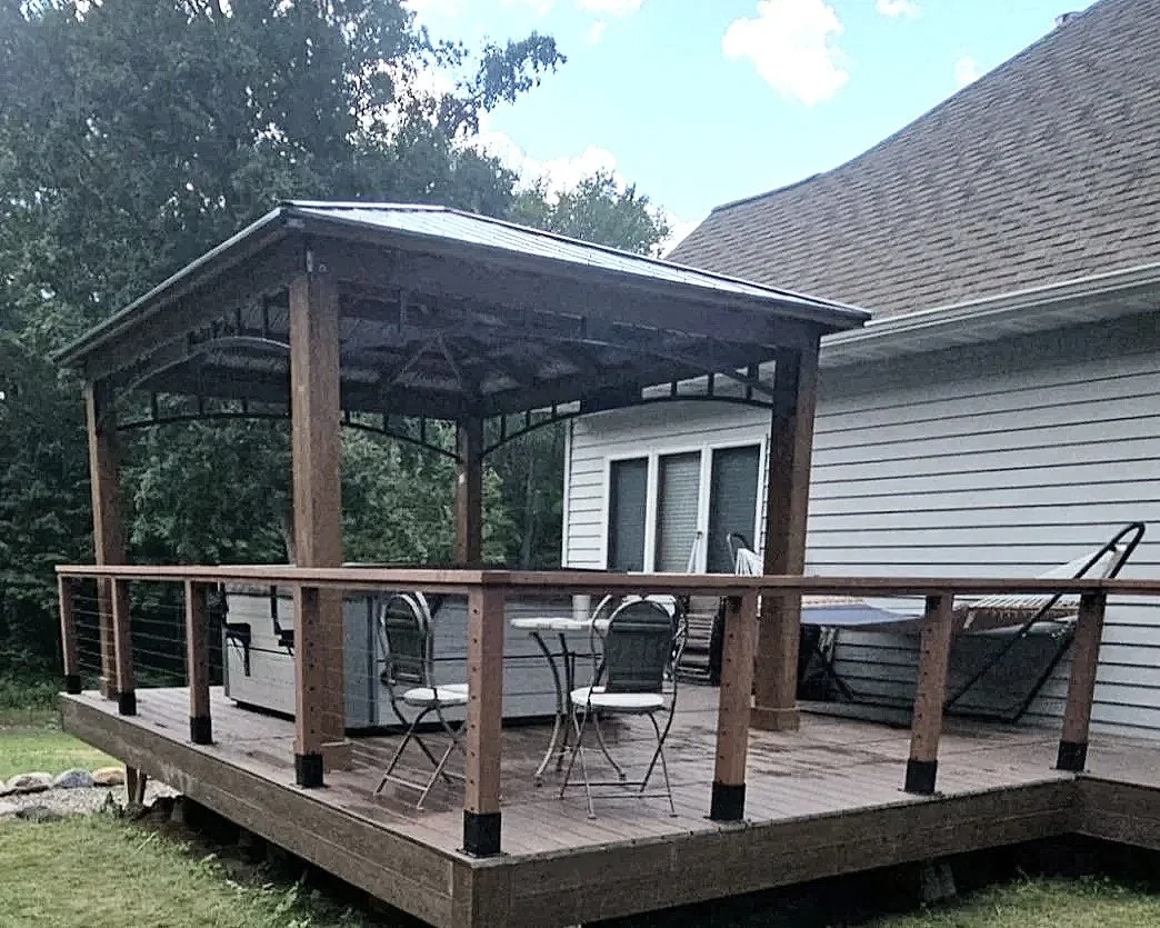 Aluminum cable rail deck Wyoming MN open views