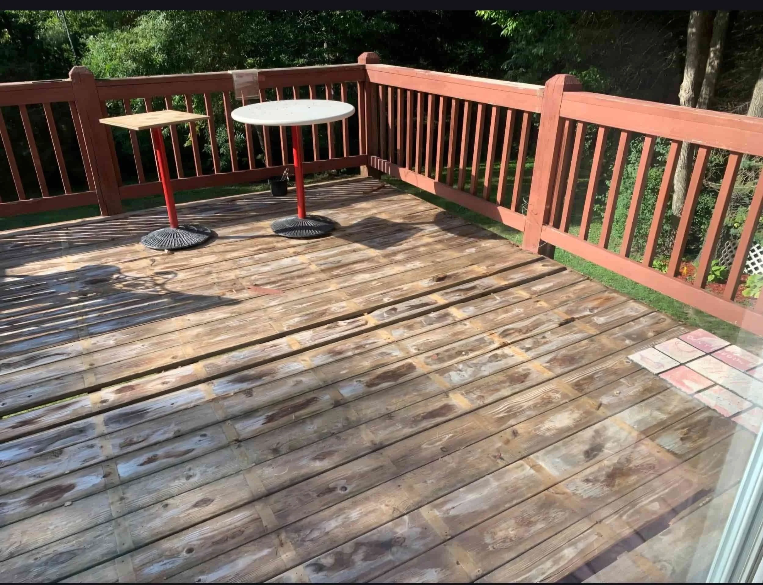 Curved composite deck railing Forest Lake MN modern