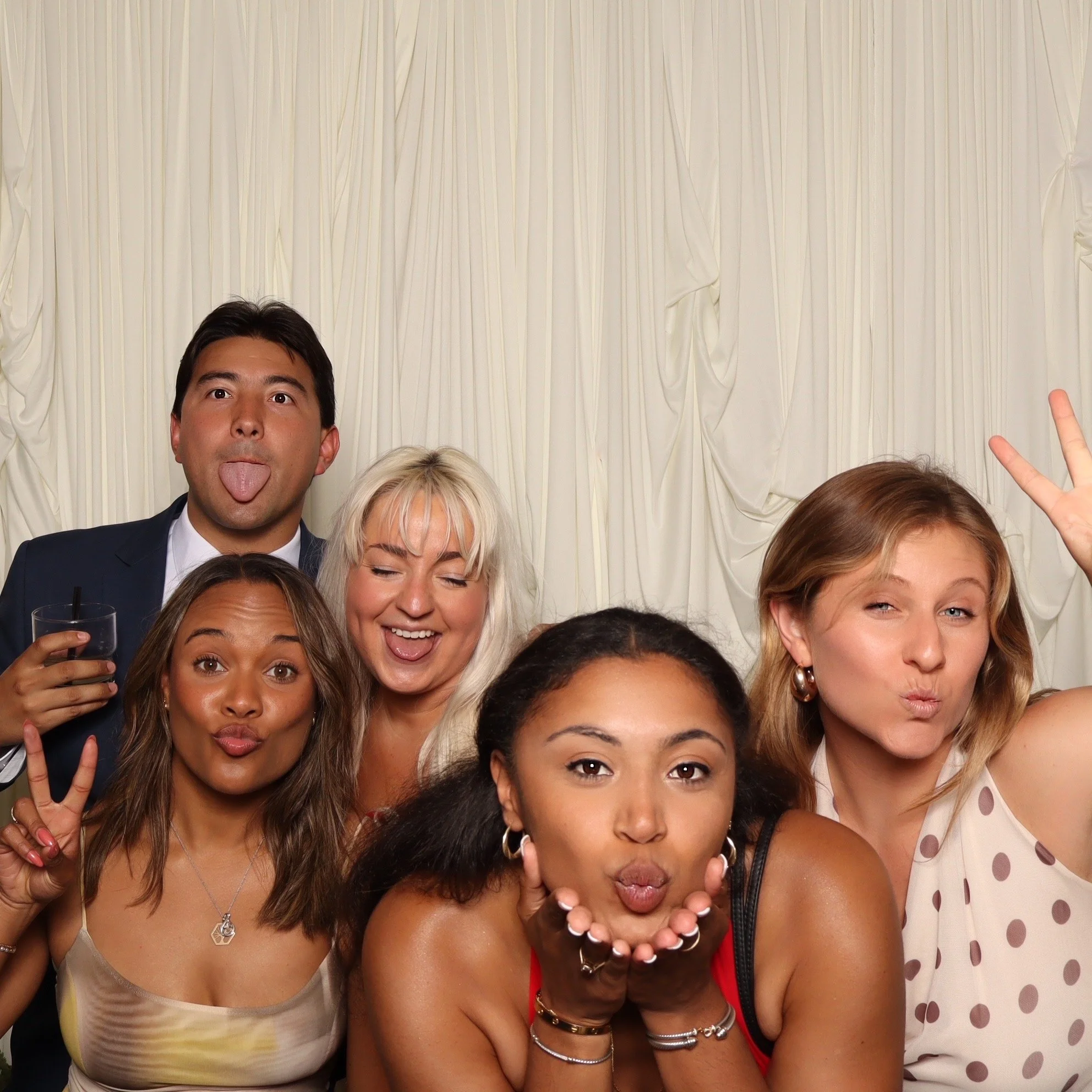 Manuela_Jacobs_Wedding_0036_photo.jpeg