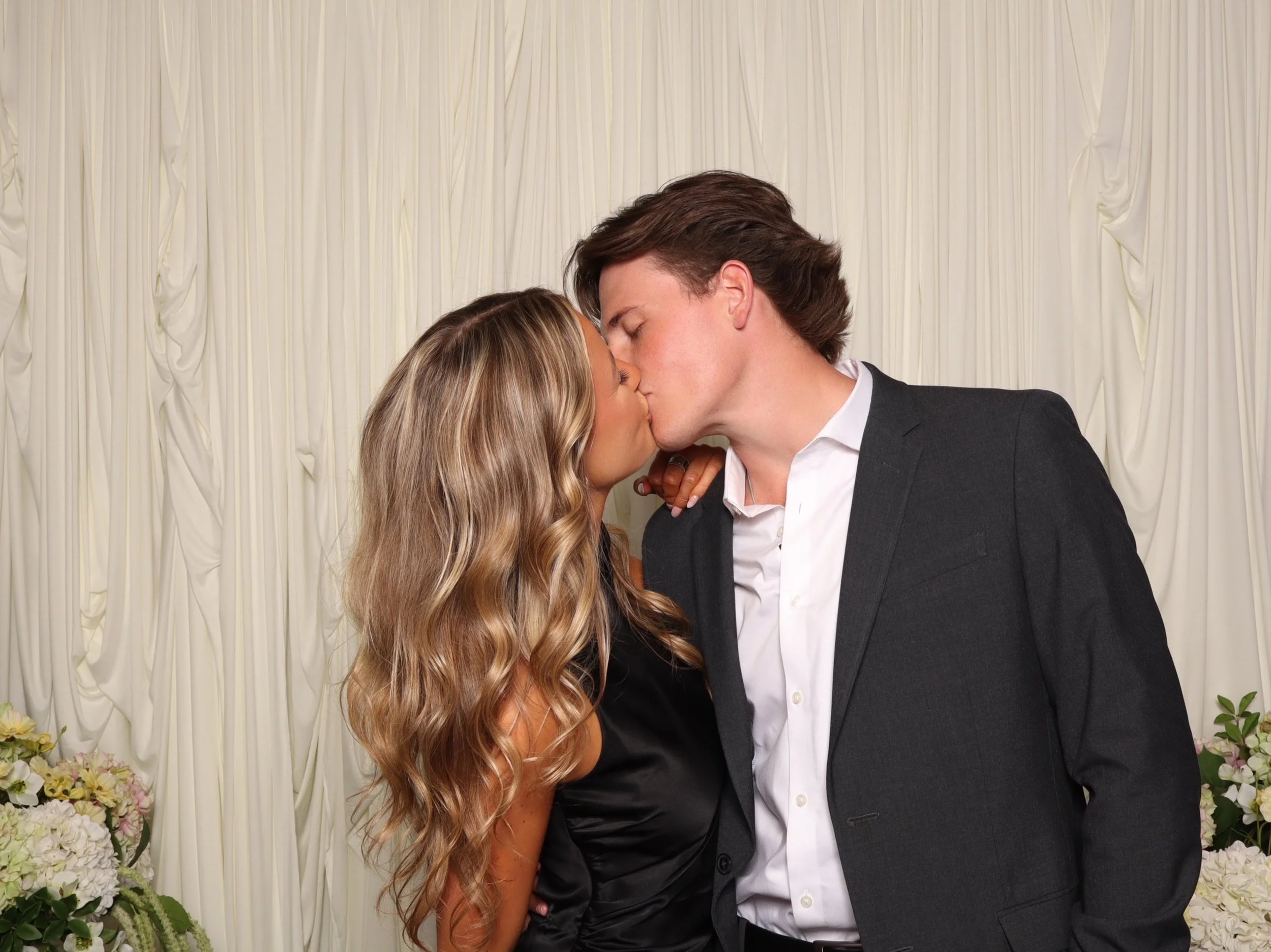 Manuela_Jacobs_Wedding_0002_photo.jpeg