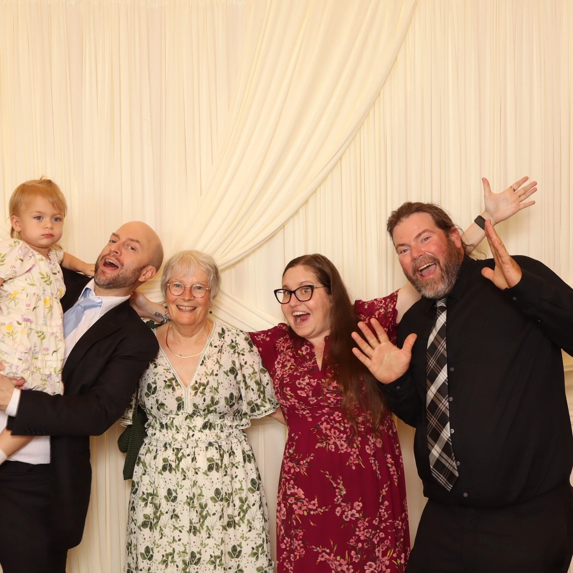 Ellyn_Sebastiens_Wedding_0016_photo.jpeg