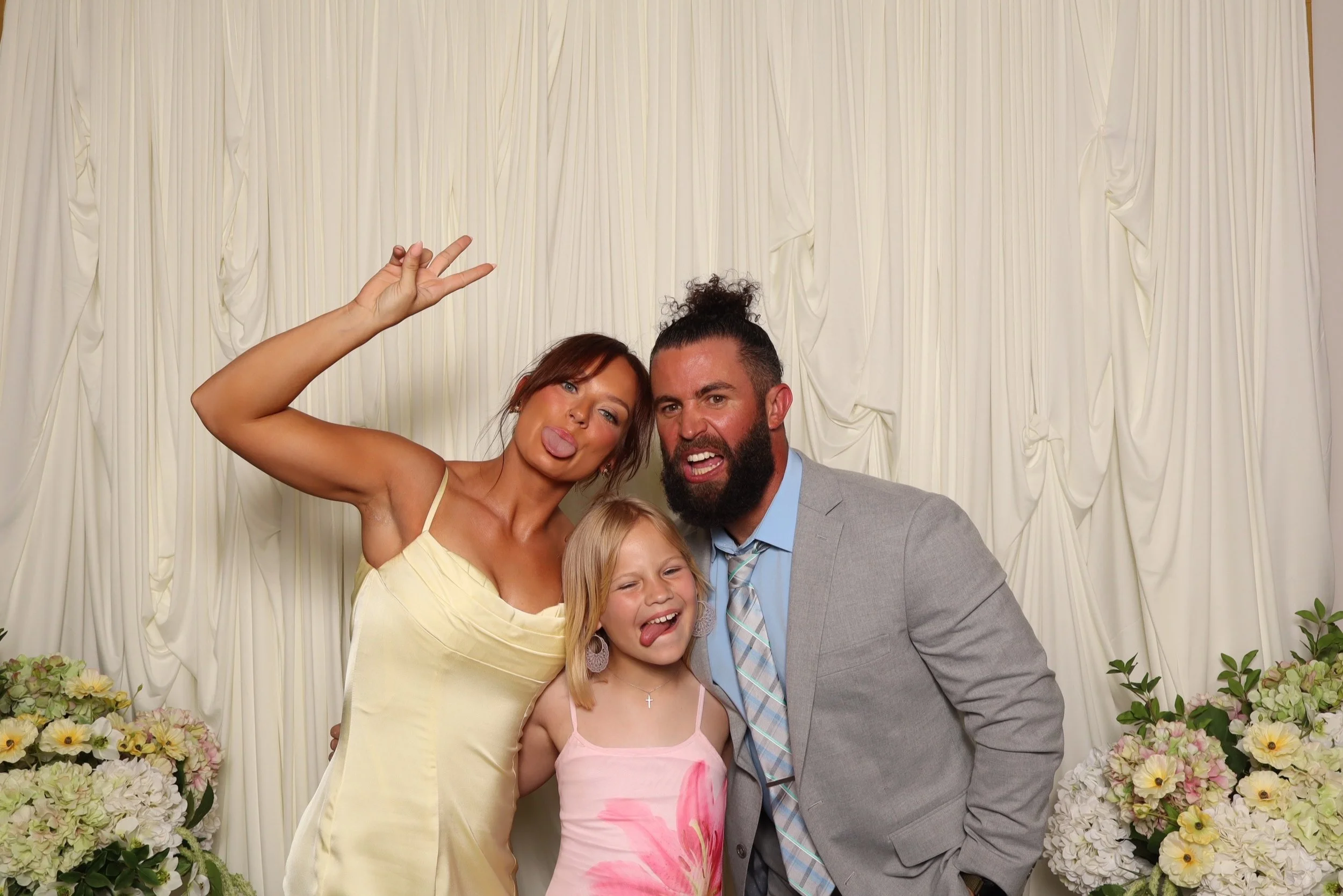 Manuela_Jacobs_Wedding_0009_photo.jpeg