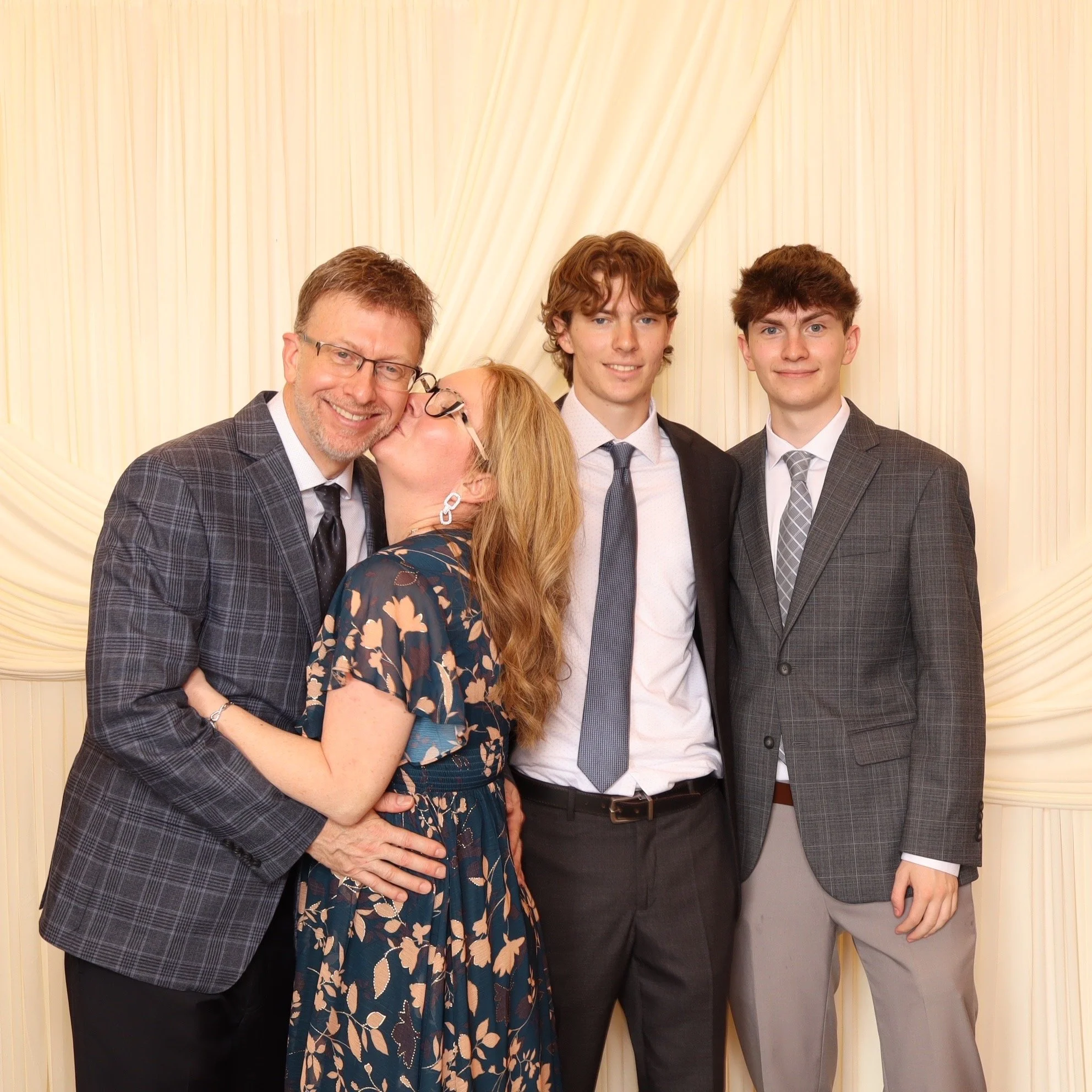 Ellyn_Sebastiens_Wedding_0025_photo.jpeg