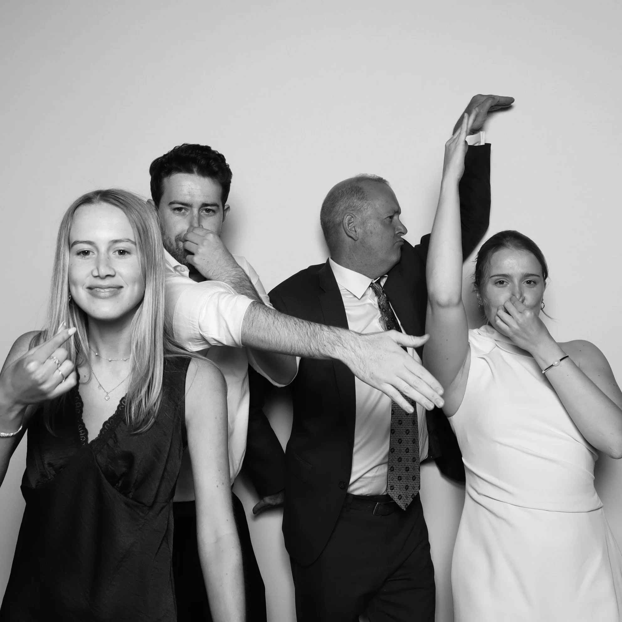 The_Leydens_Wedding_0030_photo.jpeg