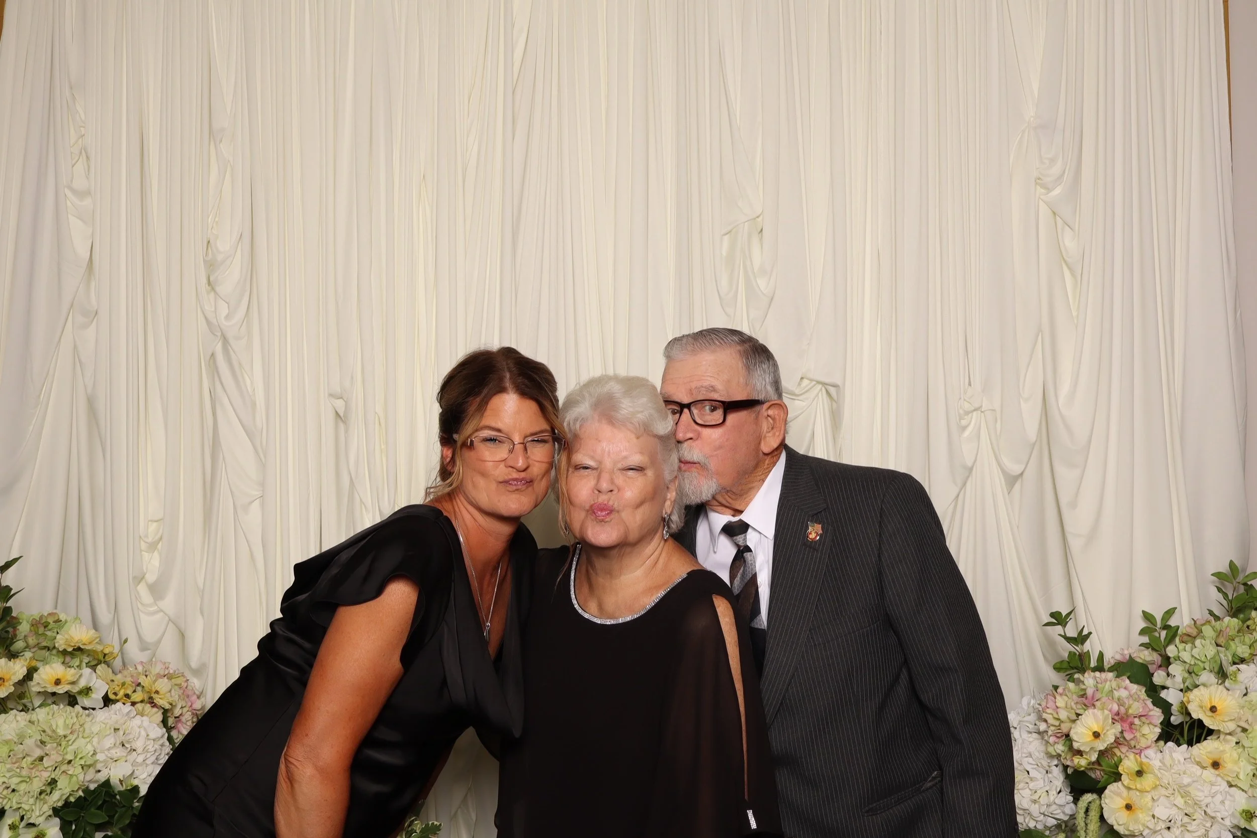 Manuela_Jacobs_Wedding_0043_photo.jpeg