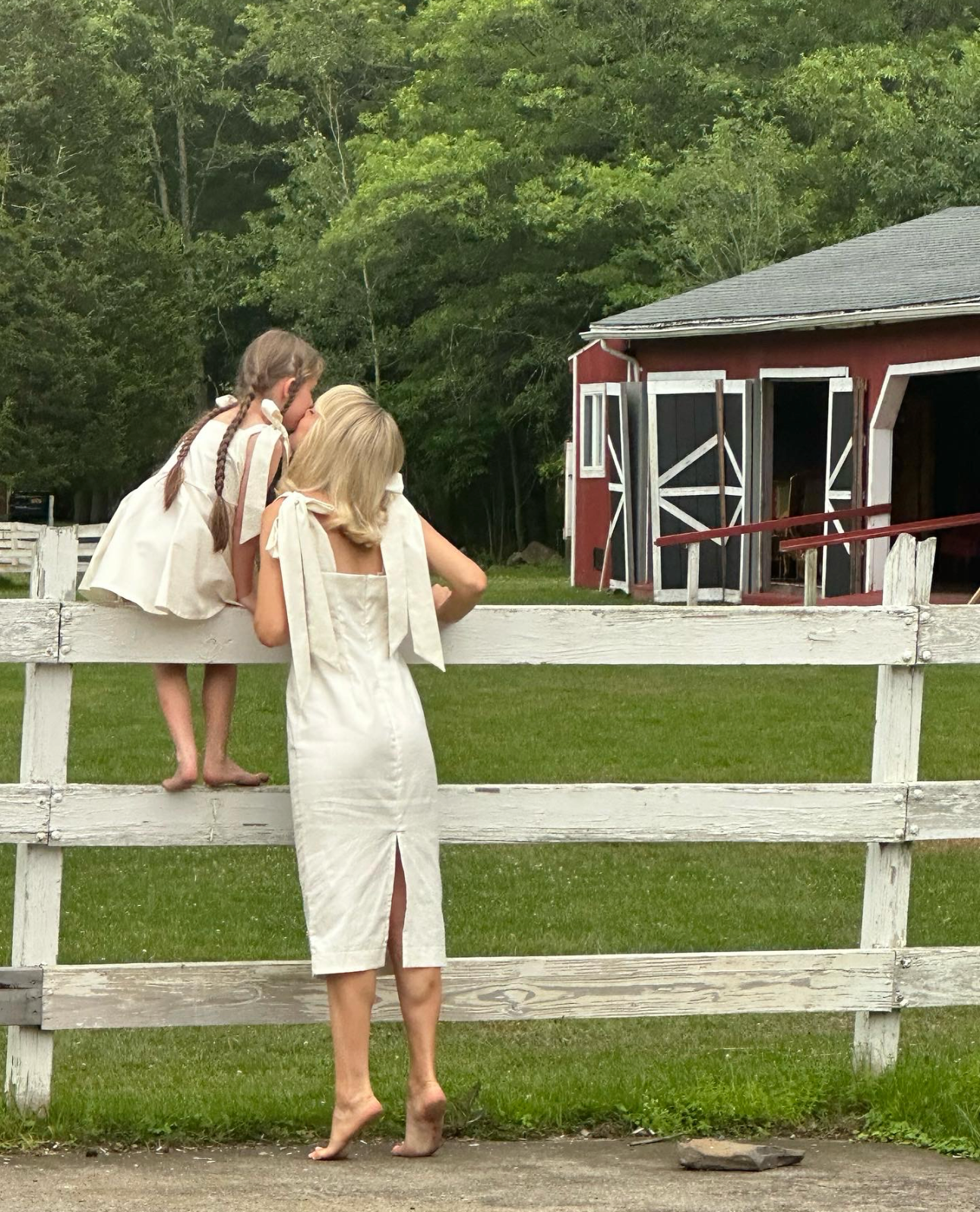 Horizontal Sharp Editorial.png