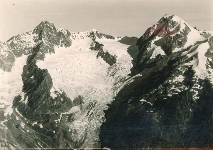 Aiguilles de Trélatète et des Glaciers