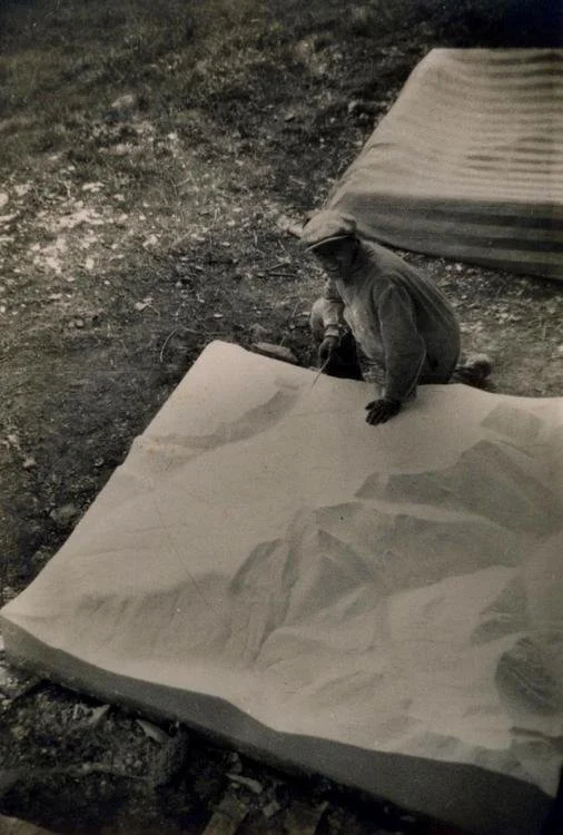 Al lavoro sul plastico