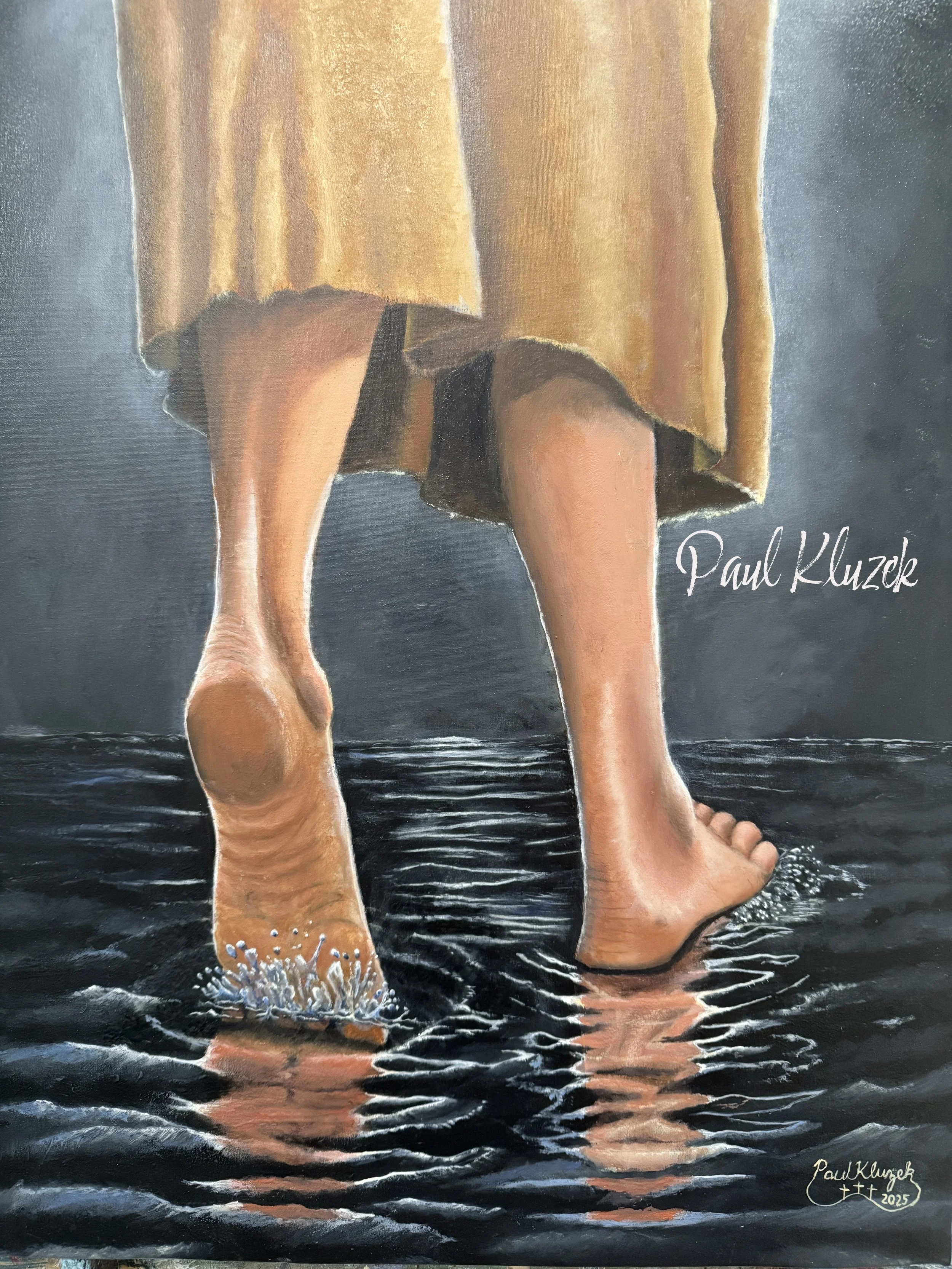 Painting of a person walking with bare feet through water, seen from behind, wearing a beige dress and shorts, with the artist's signature Paul Kluzek and the year 2025 included.