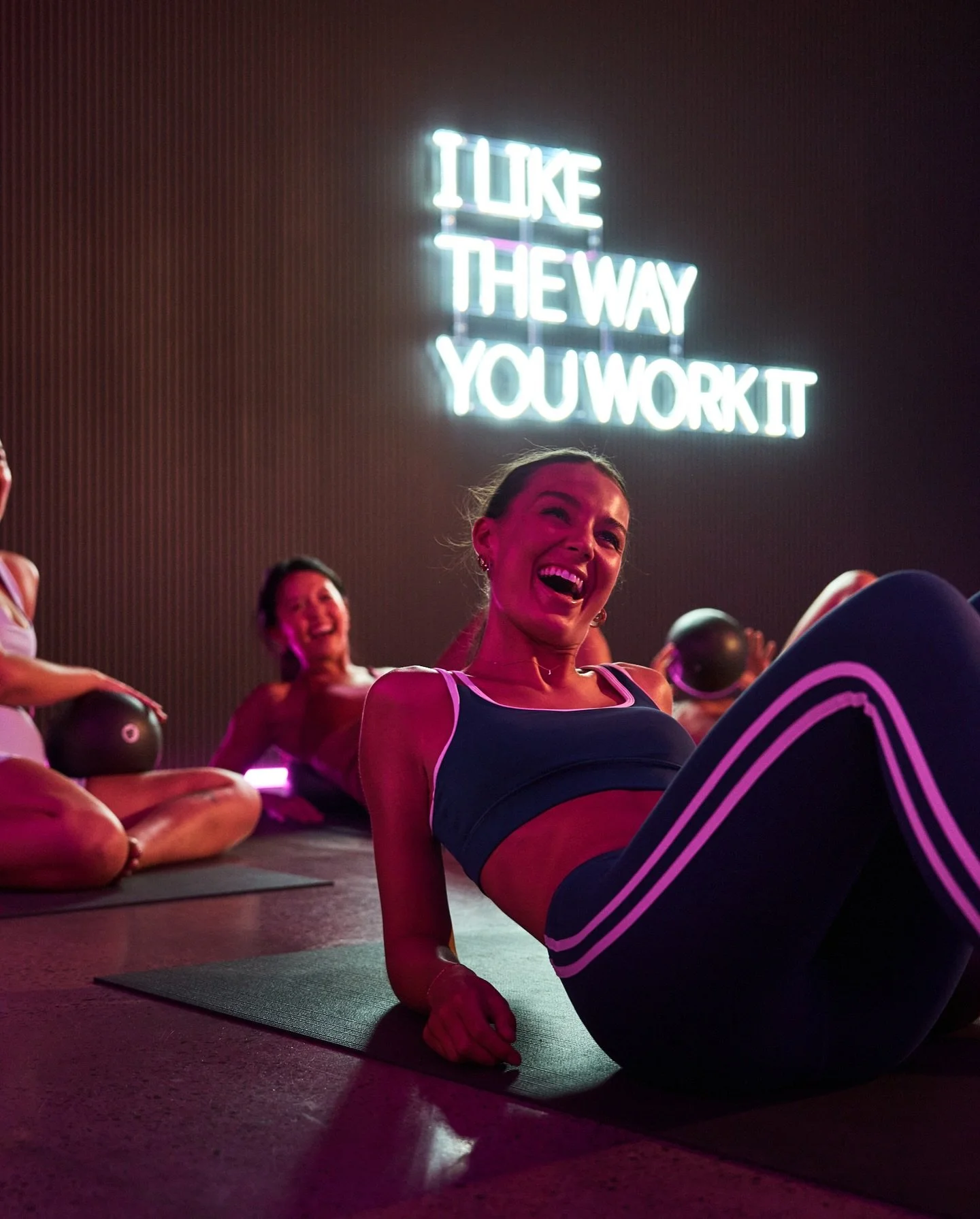 Hot Mat Pilates | Love Athletica