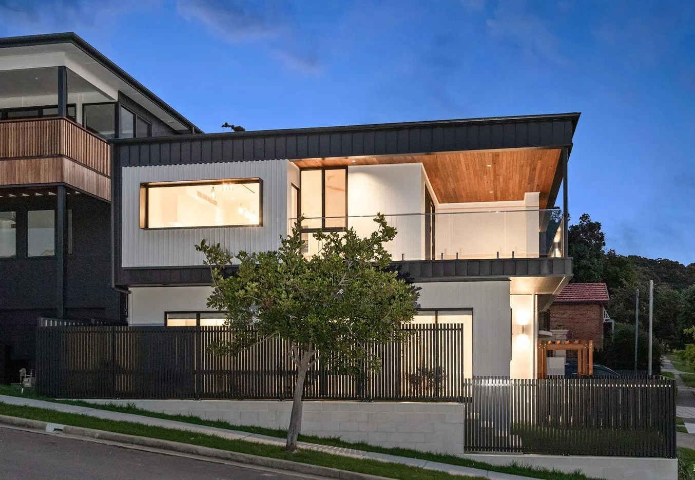 10 - 94 Merewether St.jpg