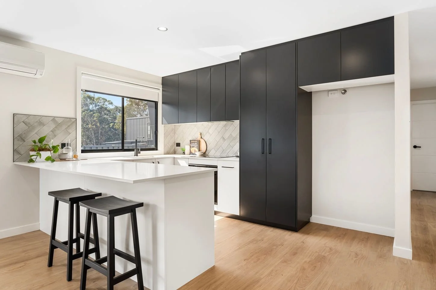 kitchen2.jpg