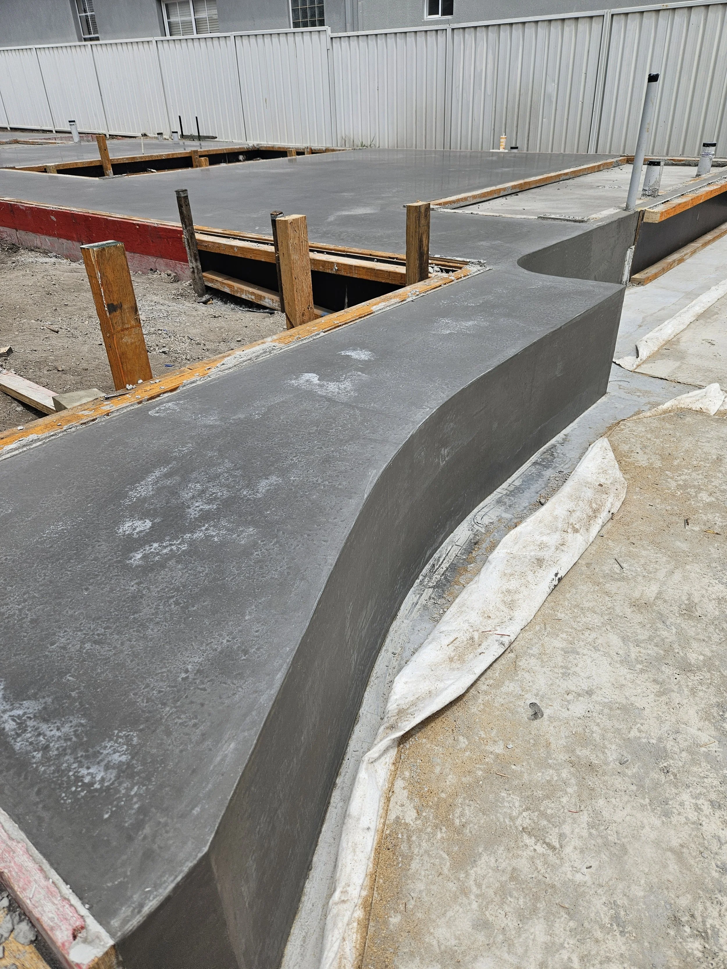 concrete seat.jpg