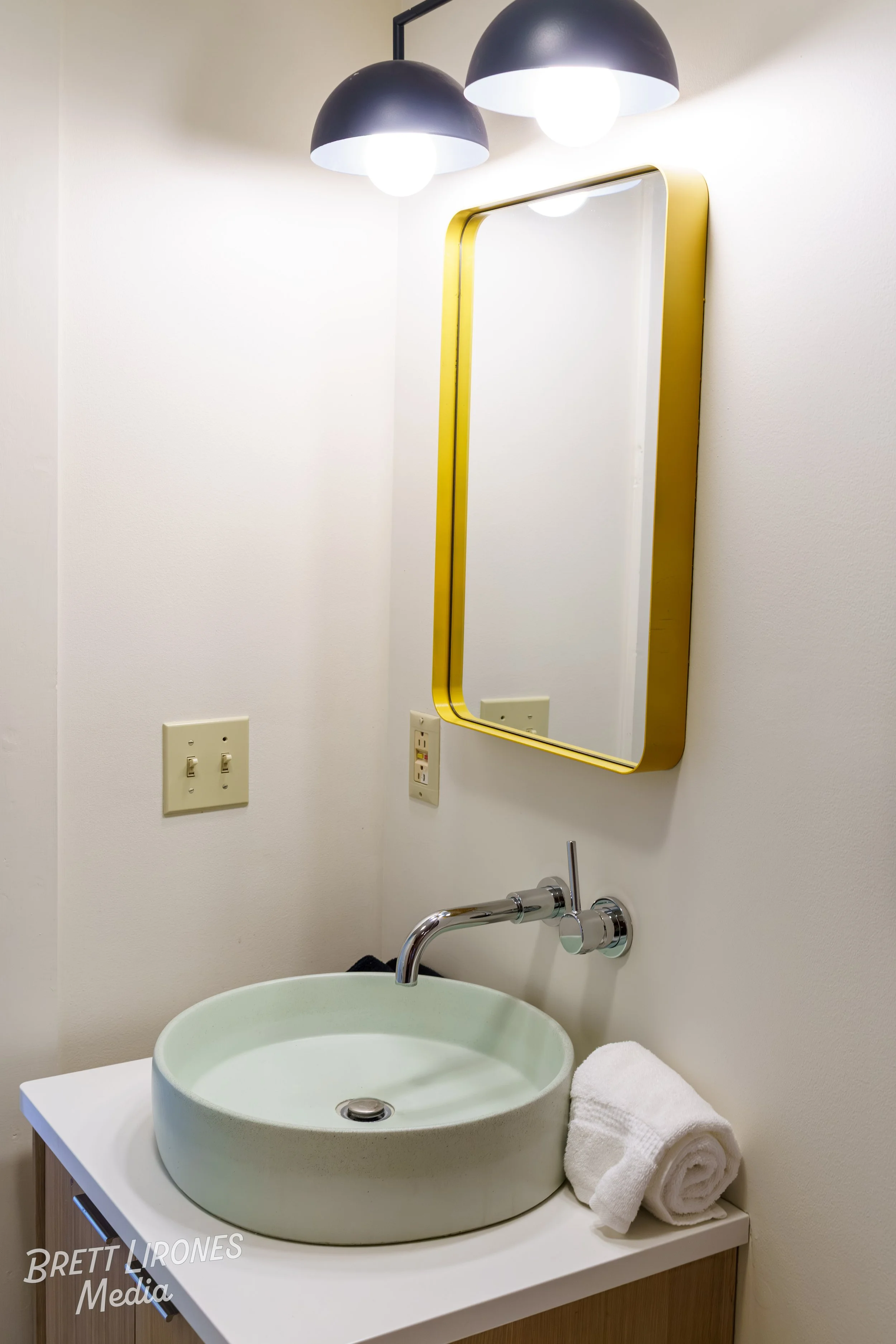 Watermark_web_A7R06045.jpg