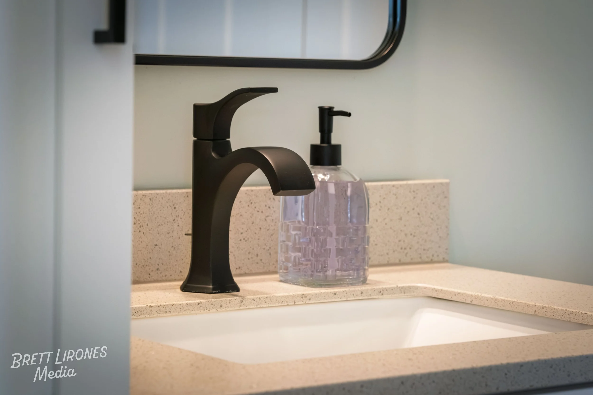 Watermark_web_A7R07082.jpg