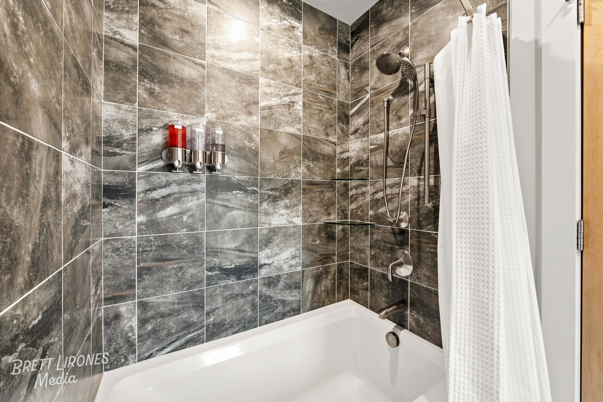 Watermark_web_A7406251_HDR.jpg
