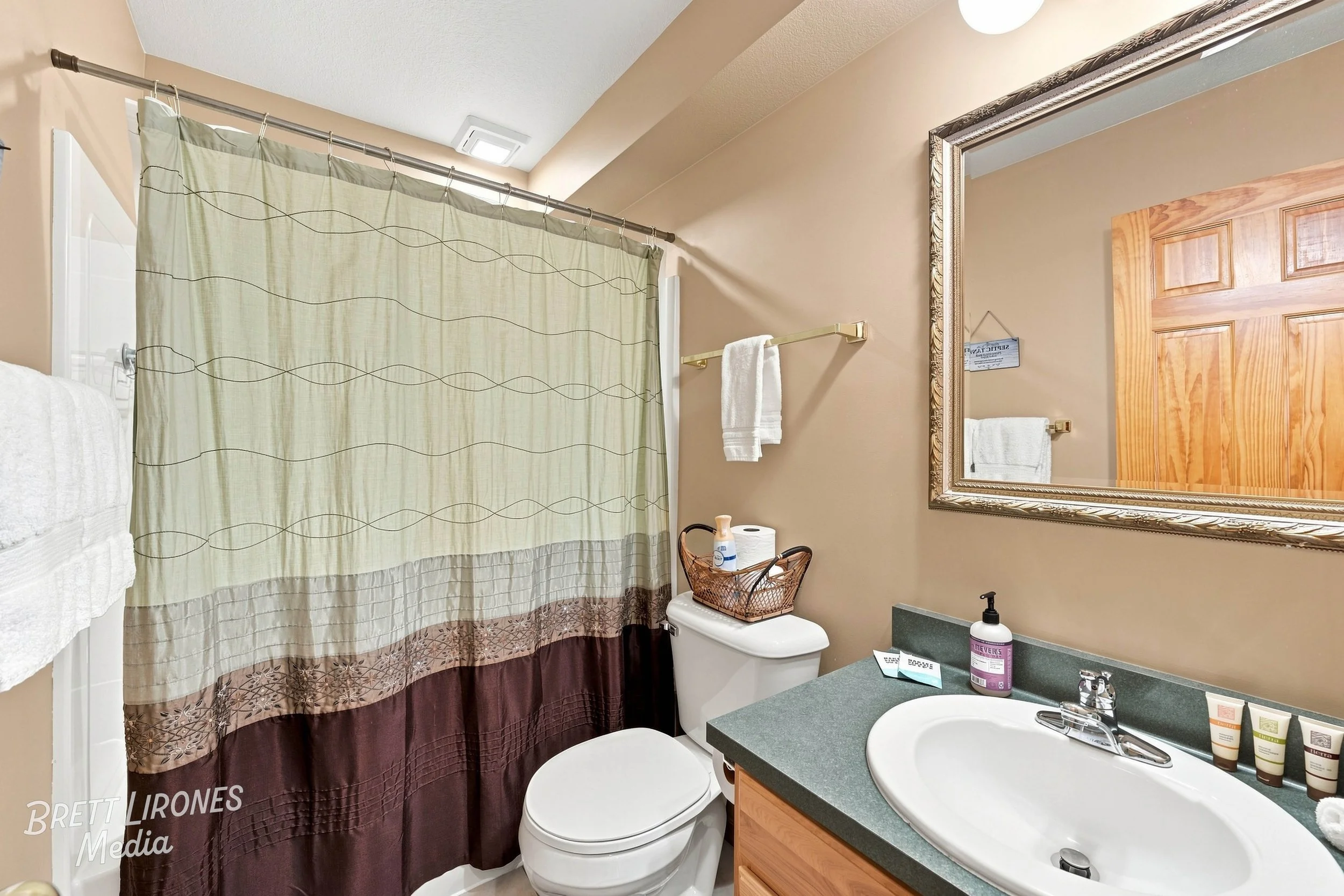 Watermark_web_A7409043_HDR.jpg