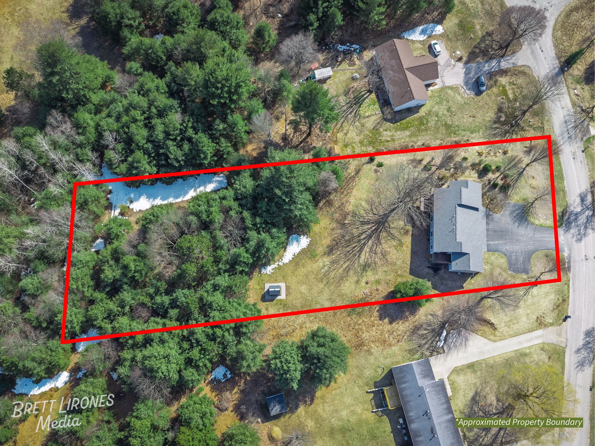 Watermark_web_04.13.2026 4398_4400 Manhattan Lot Lines.jpg