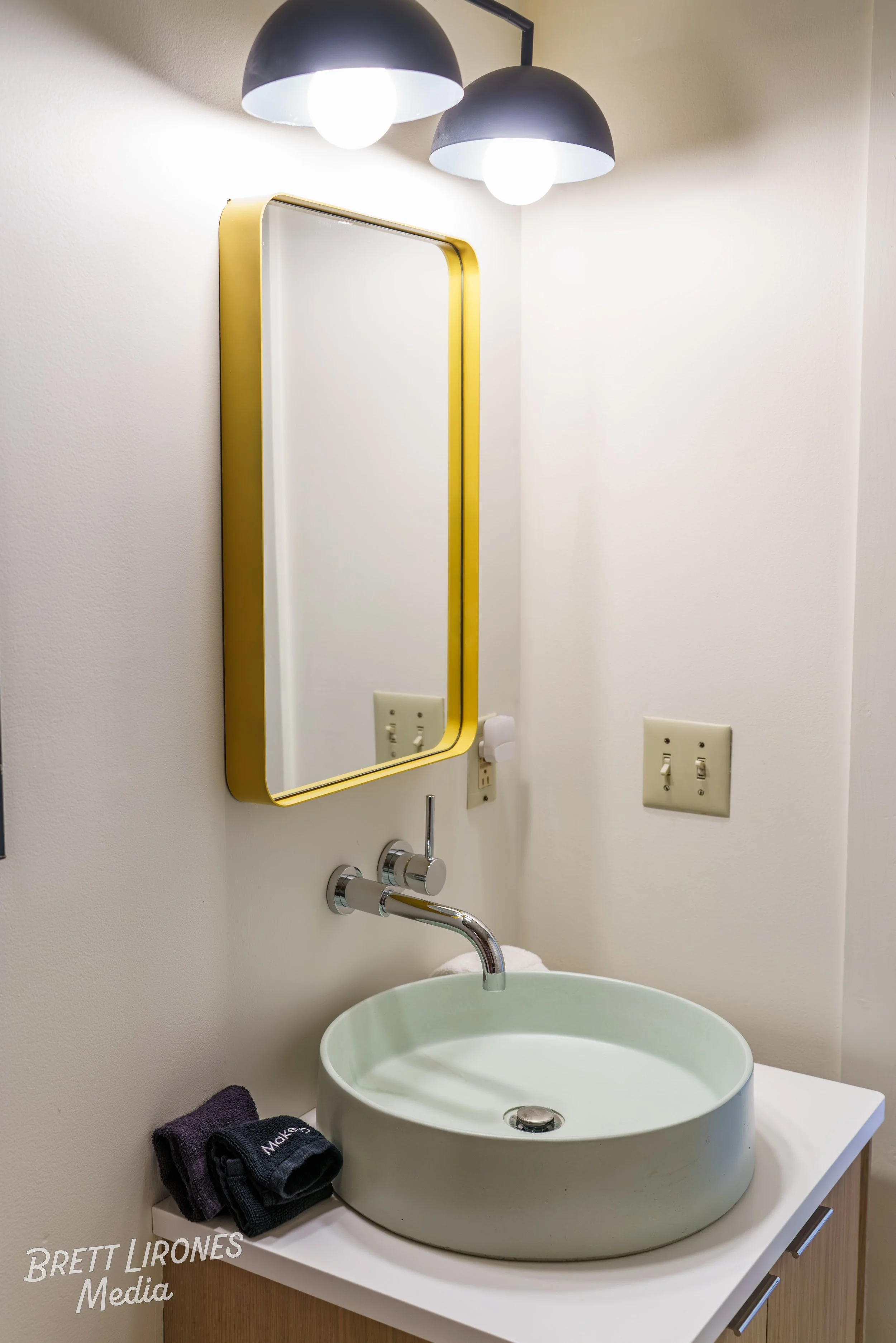 Watermark_web_A7R06009.jpg