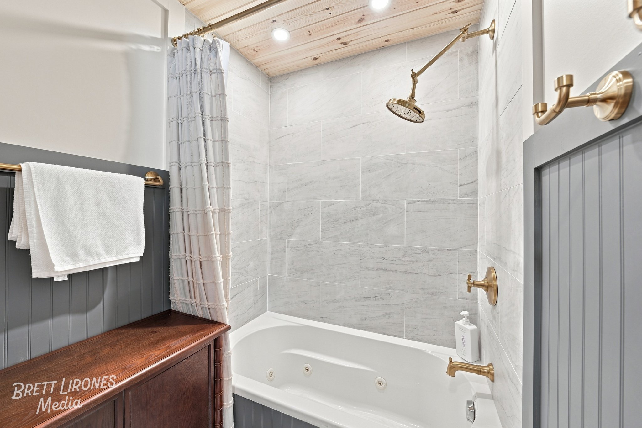 Watermark_web_A_7408733_HDR.jpg