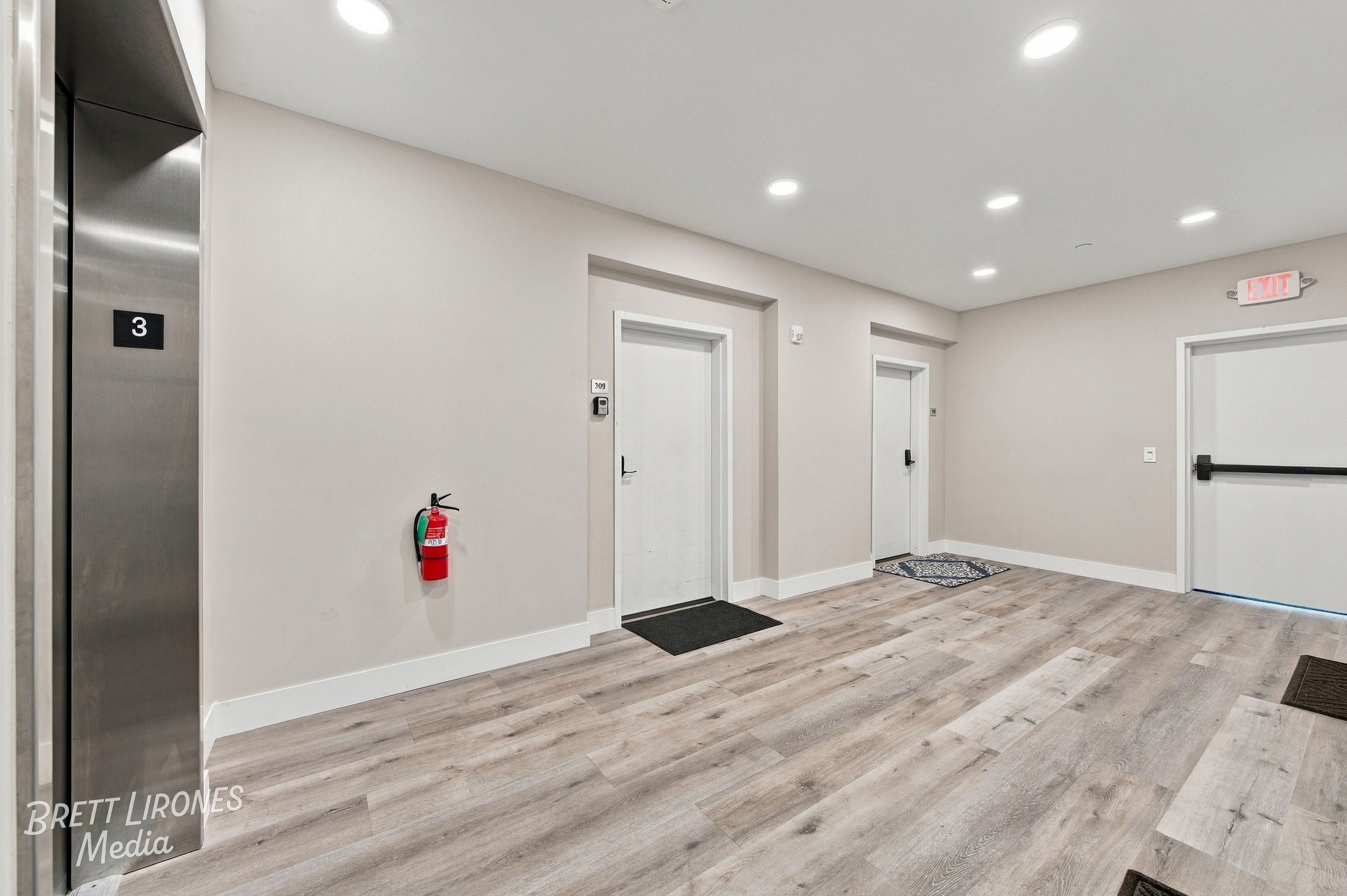 Watermark_web_A7R05116_HDR.jpg