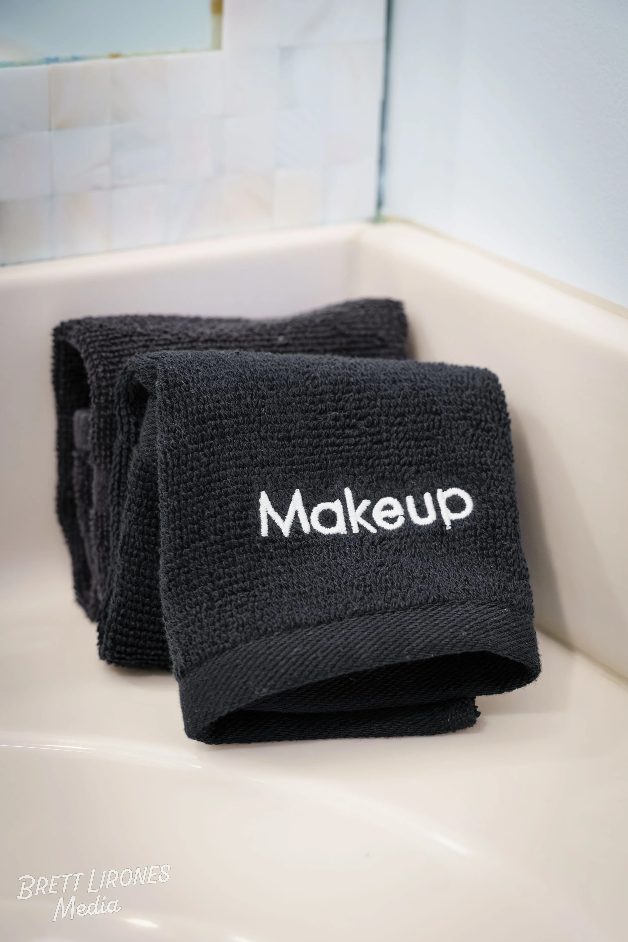Watermark_web_A7R08470.jpg