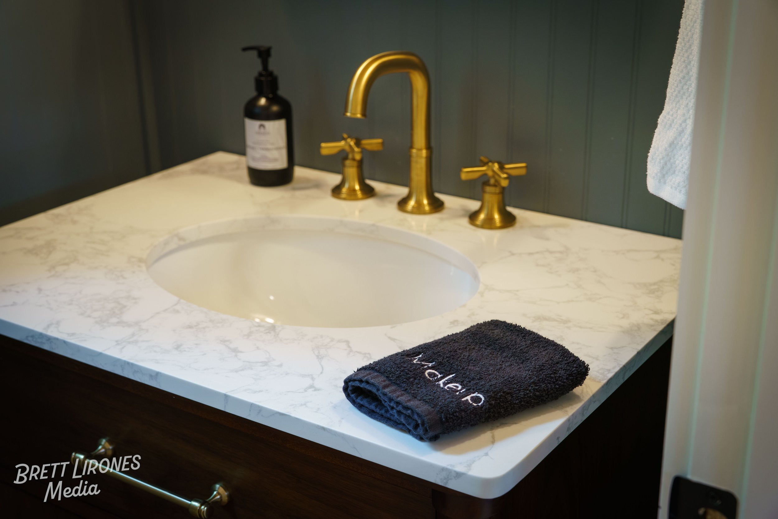 Watermark_web_A7R02173.jpg