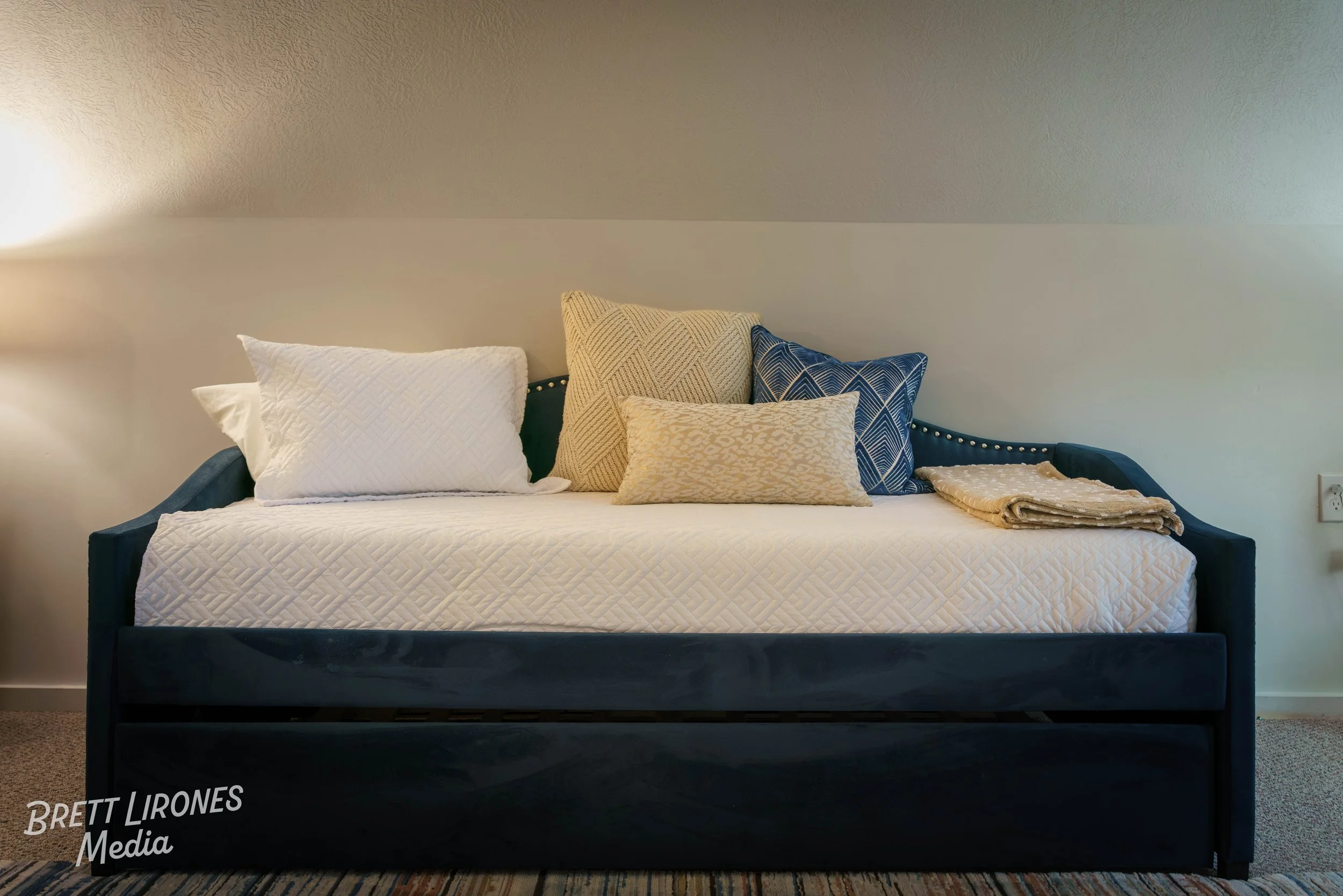 Watermark_web_A7R00807.jpg