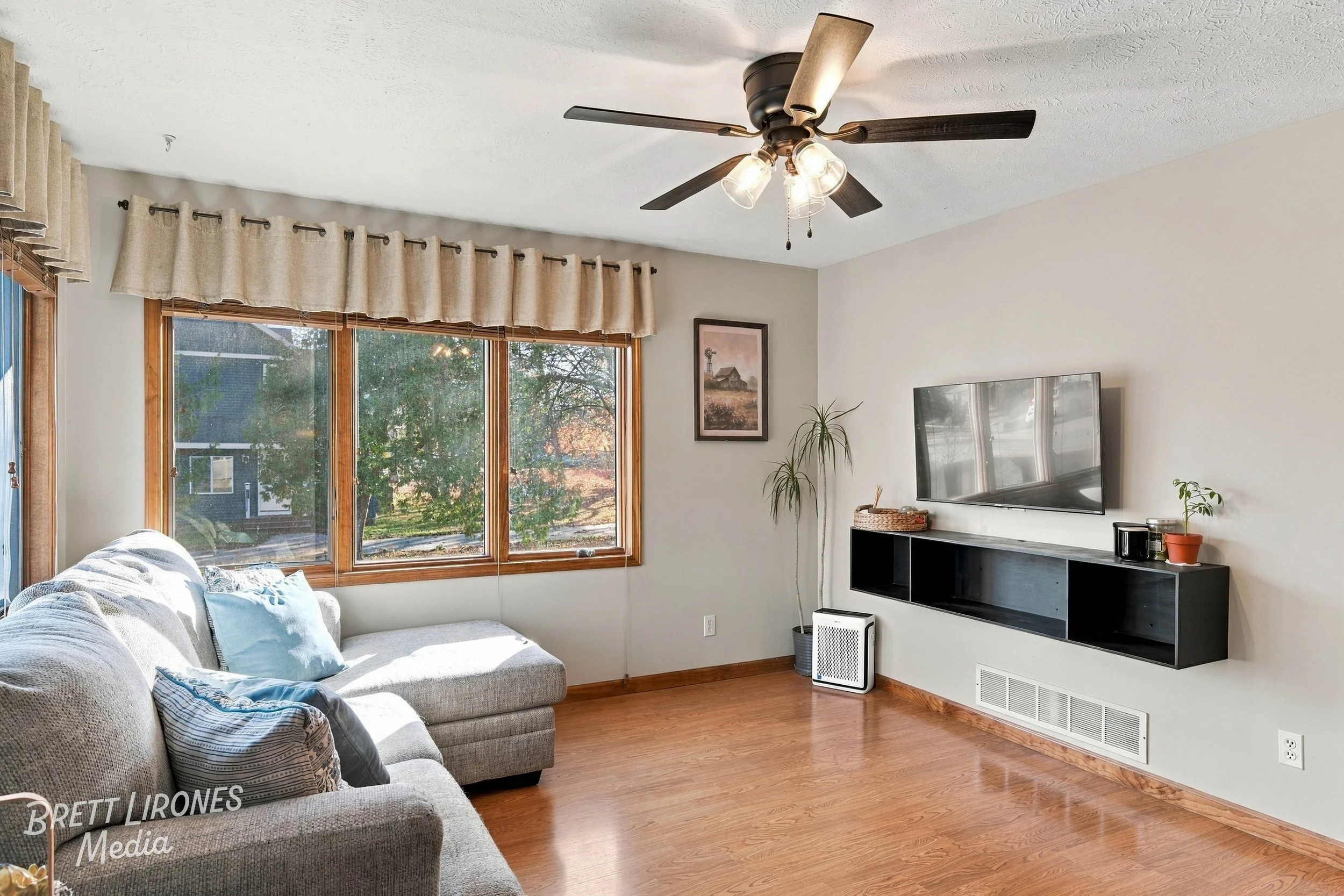 Watermark_web_7R500239_HDR.jpg