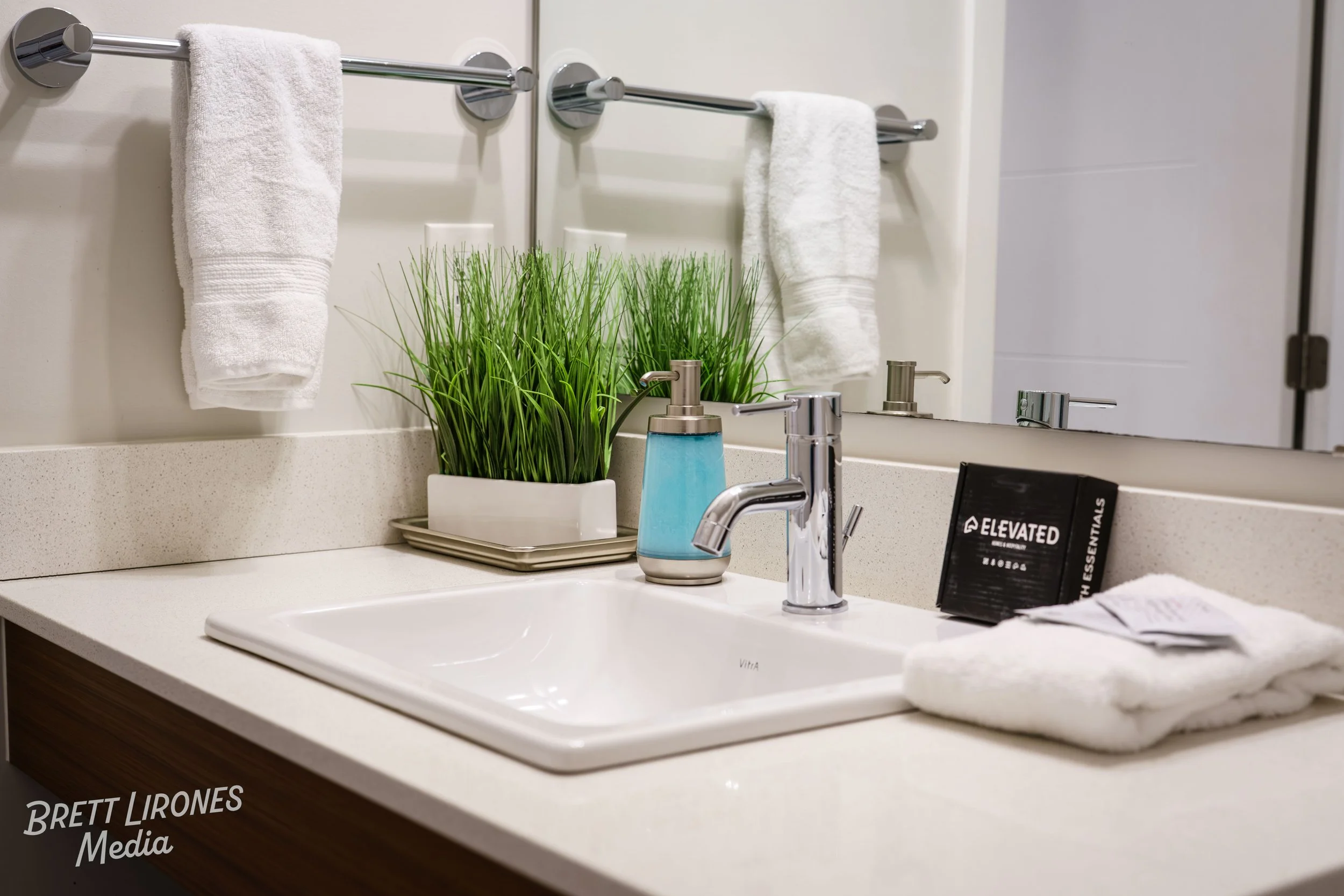 Watermark_web_A7R06377.jpg