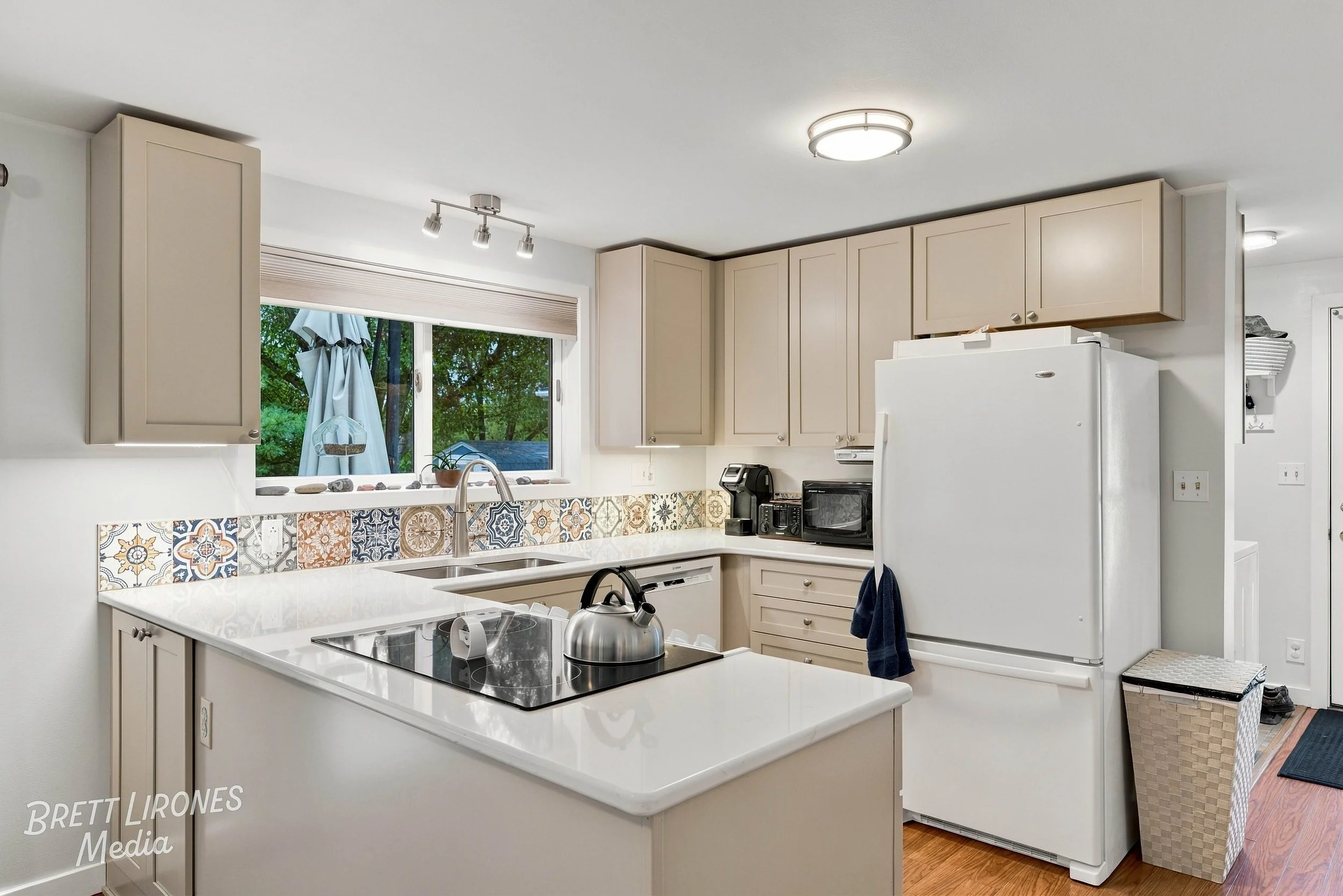 Watermark_web_A7R06937_HDR.jpg