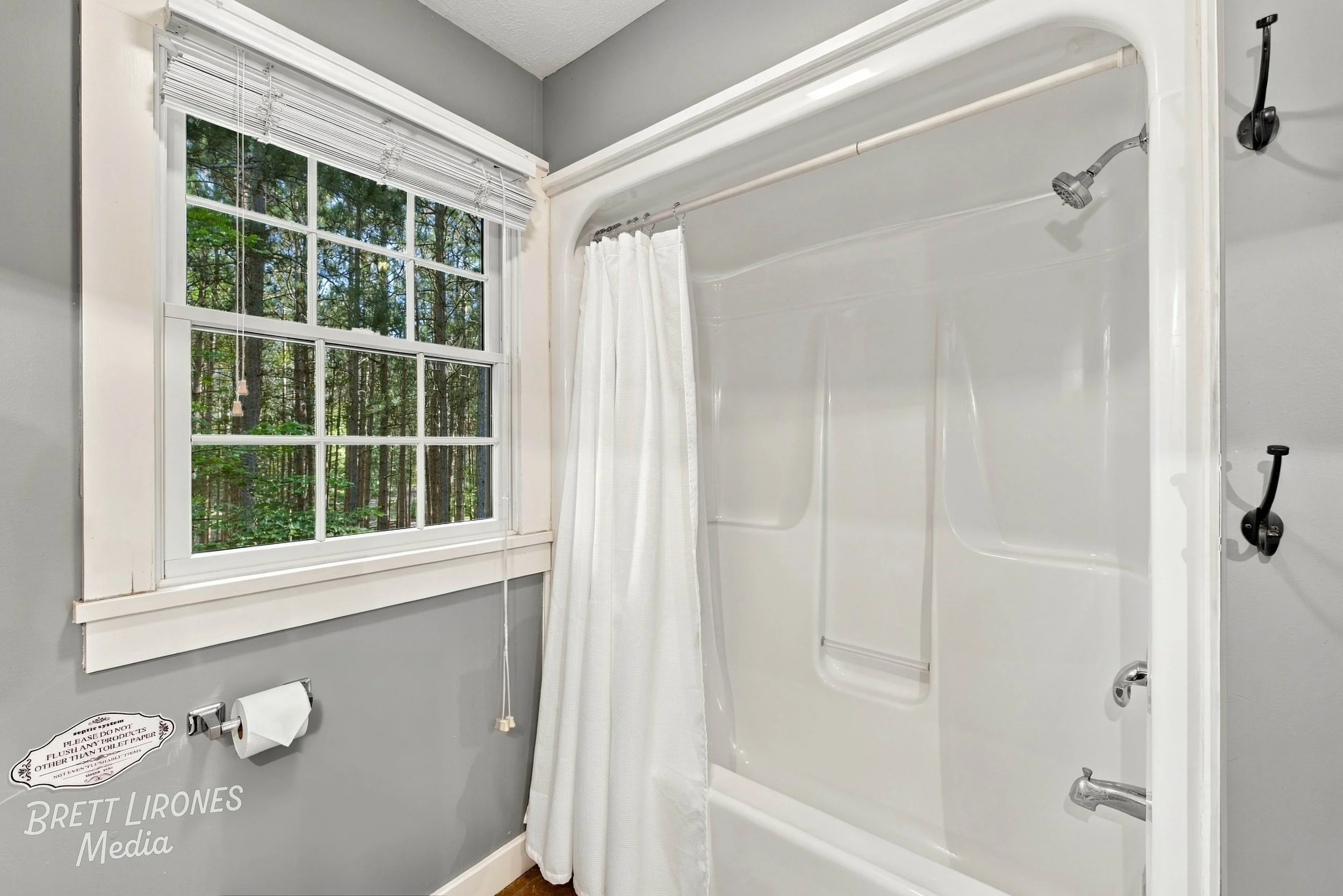 Watermark_web_A7R04001_HDR.jpg