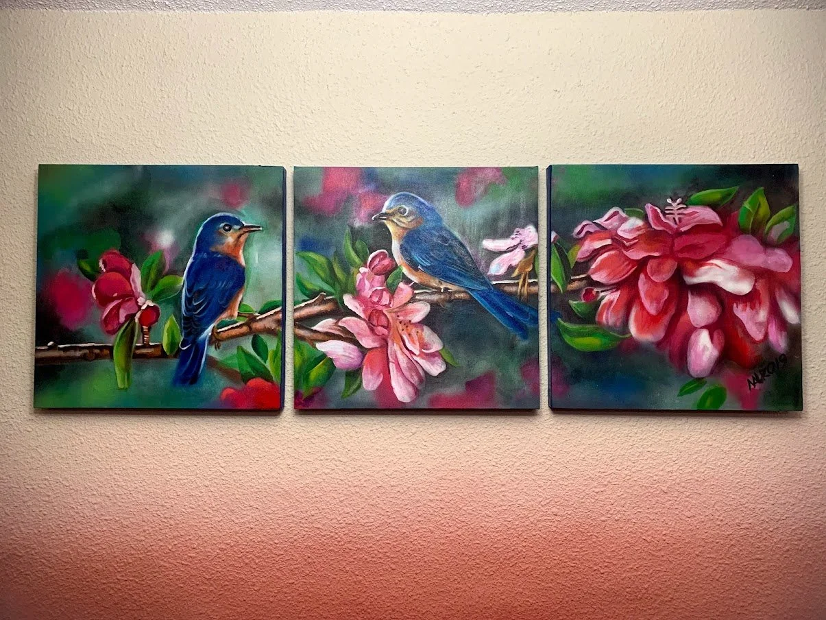 Tríptico de Aves y flores para residencia en Antigua Guatemala. 2018