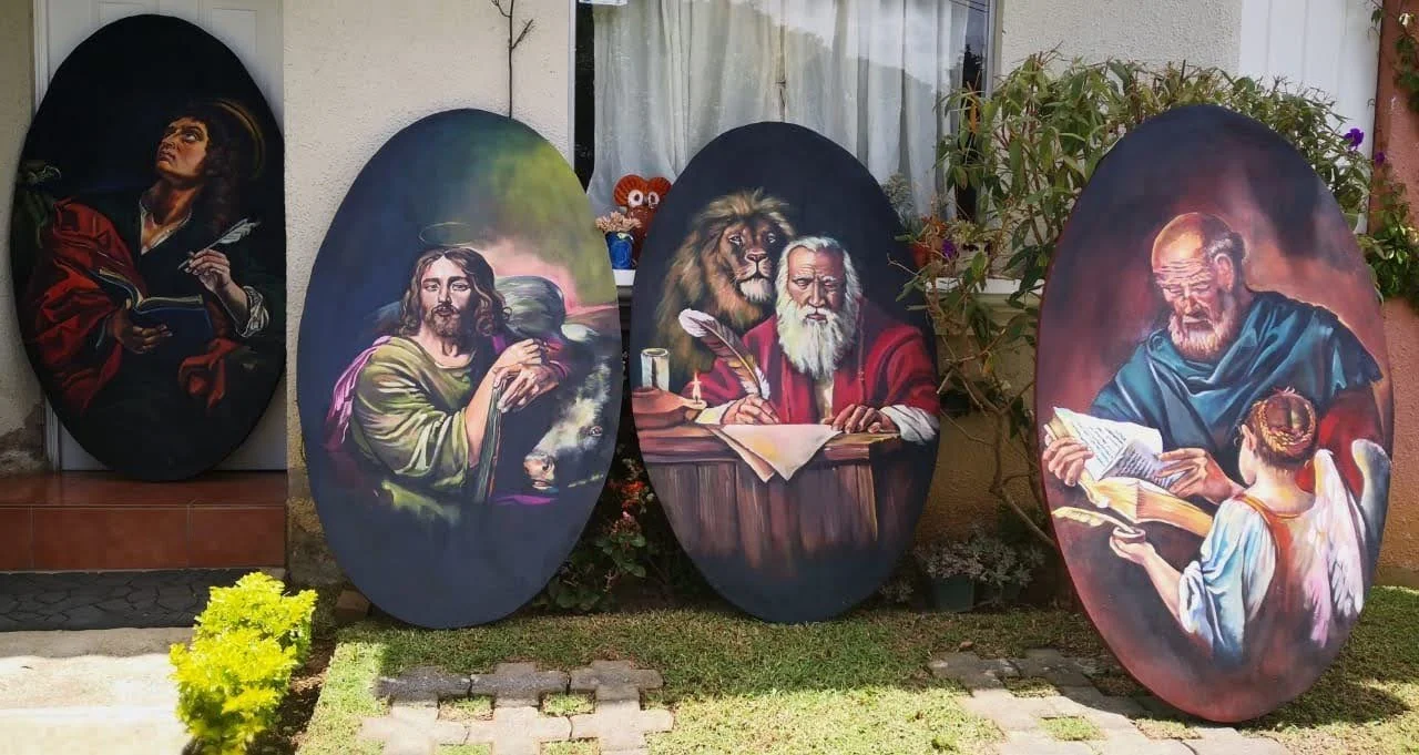 Pintura cuatro evangelistas realizada en el 2020 para la parroquia de Santiago Sacatepéquez 