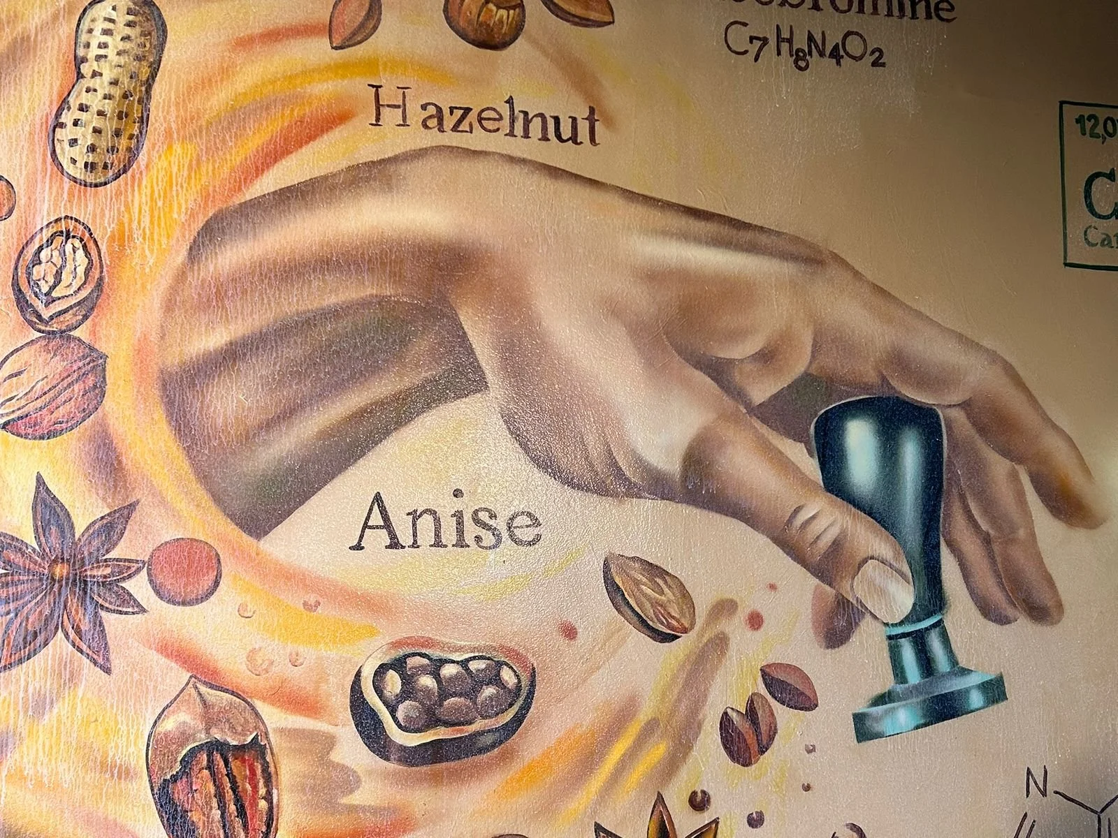 detalle mural texturas cafe.jpeg