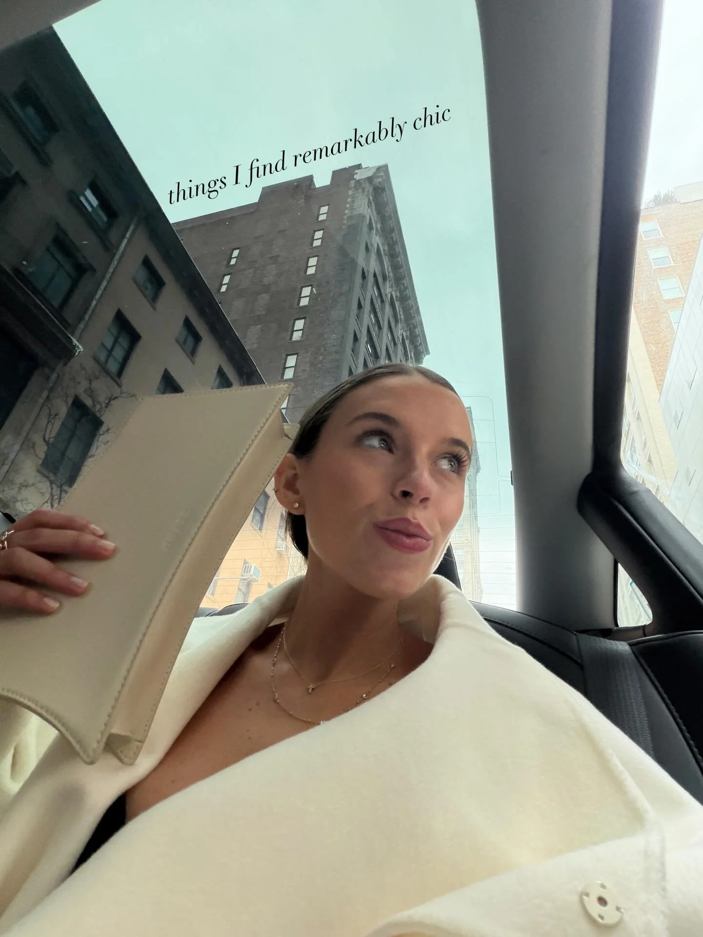 things I find chic rn as a stylist living in NYC! a little classic, a little fun ❤️

comment &lsquo;link&rsquo; &amp; I&rsquo;ll send you details on everything I can in this post 

#styleinspo #ootd