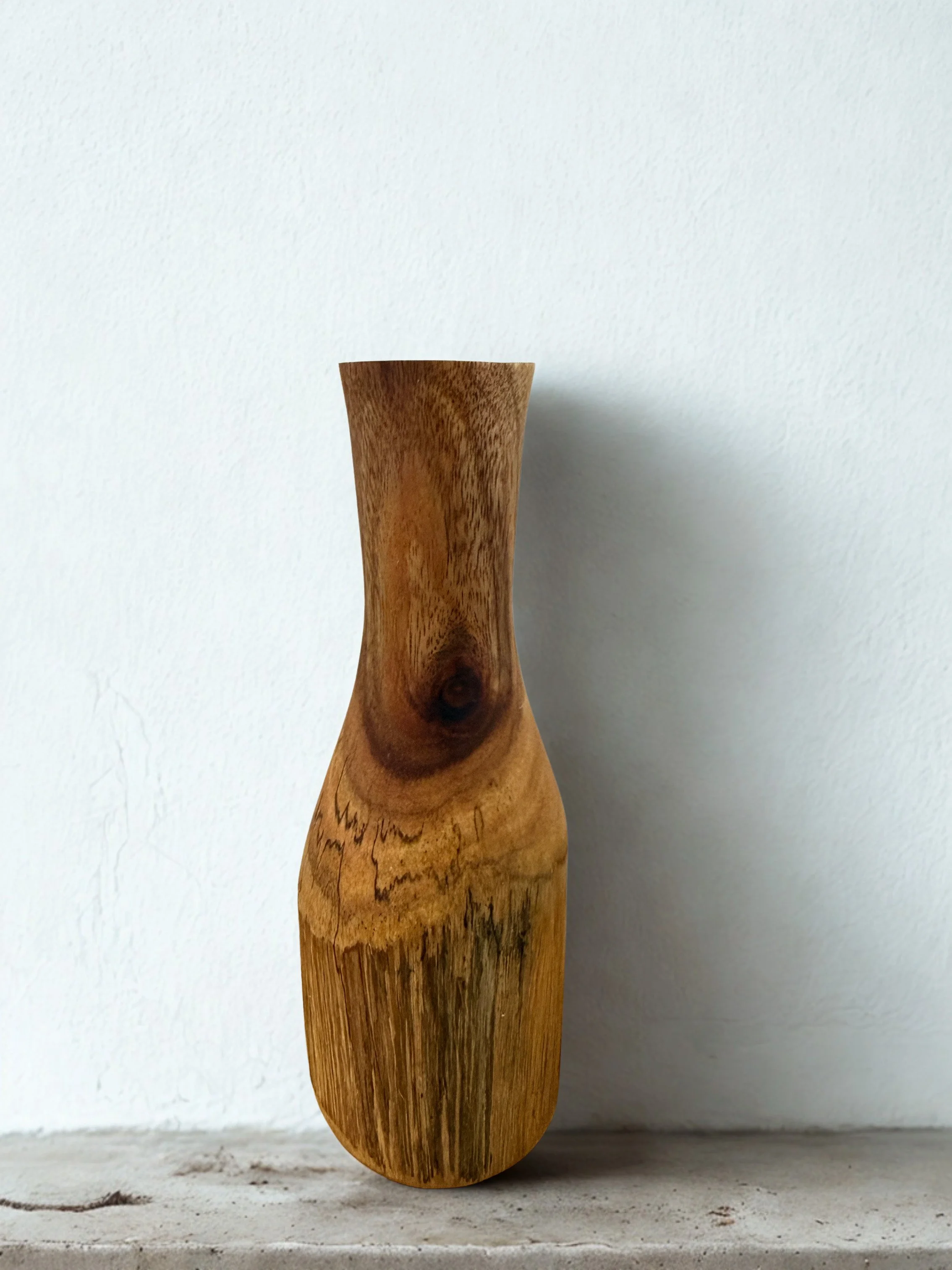 Black wattle vase.jpg