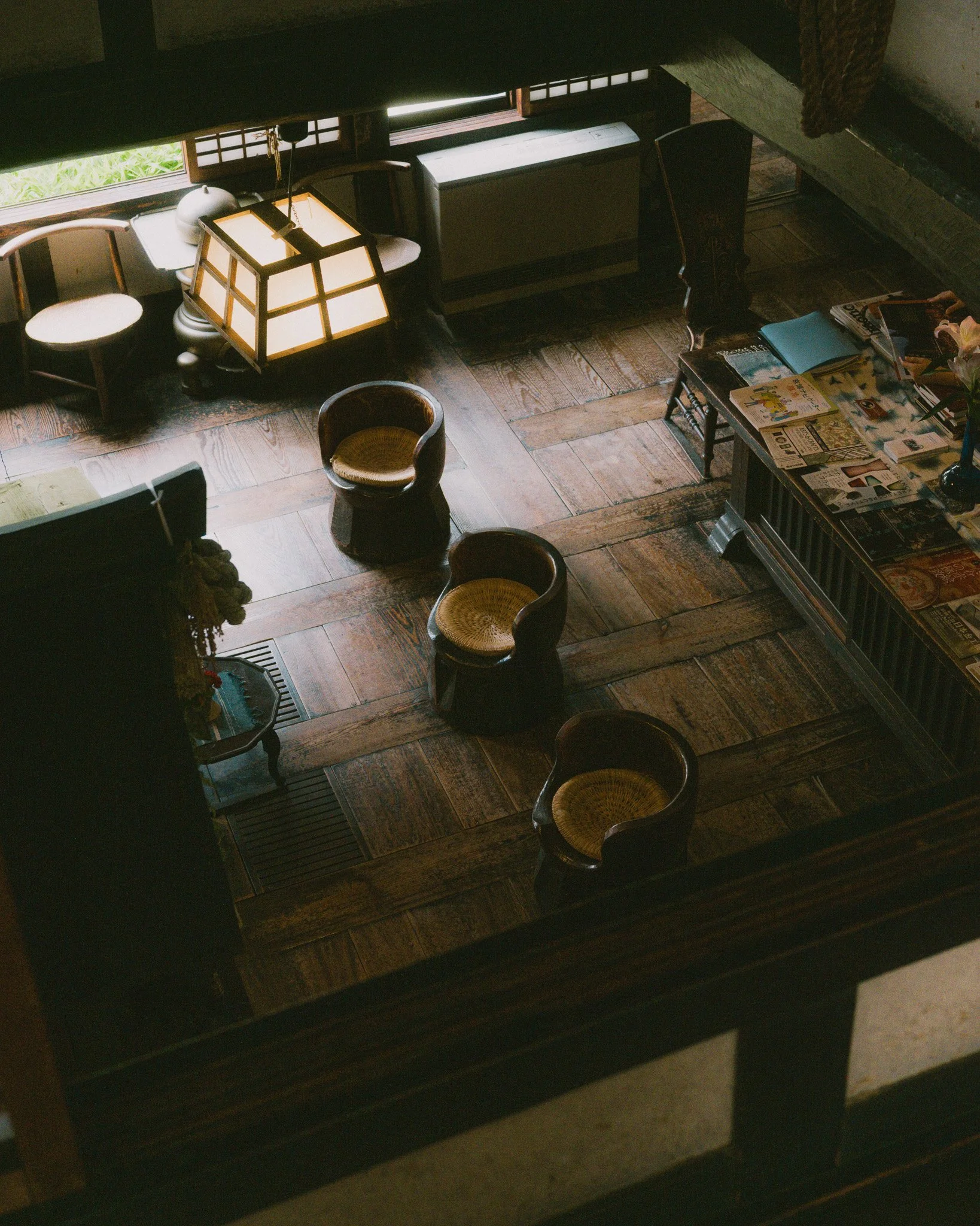 THE LIVING HOUSE
