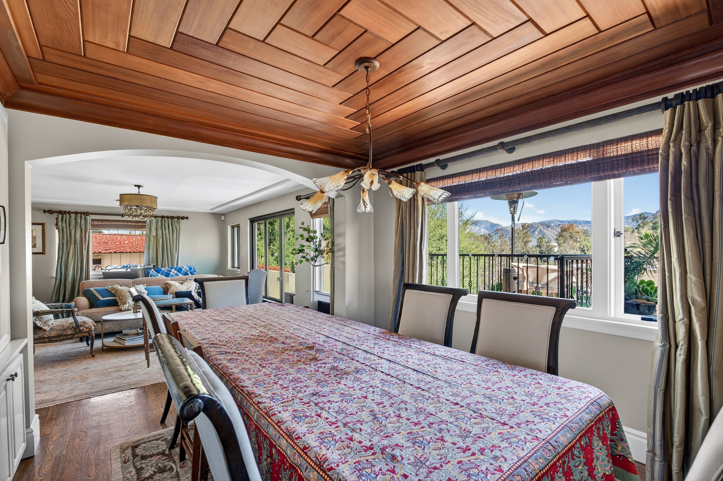 Emreson dinning room PS.jpg