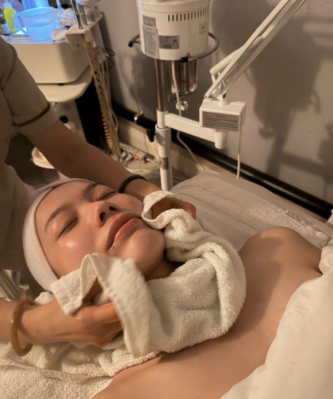 Facial 